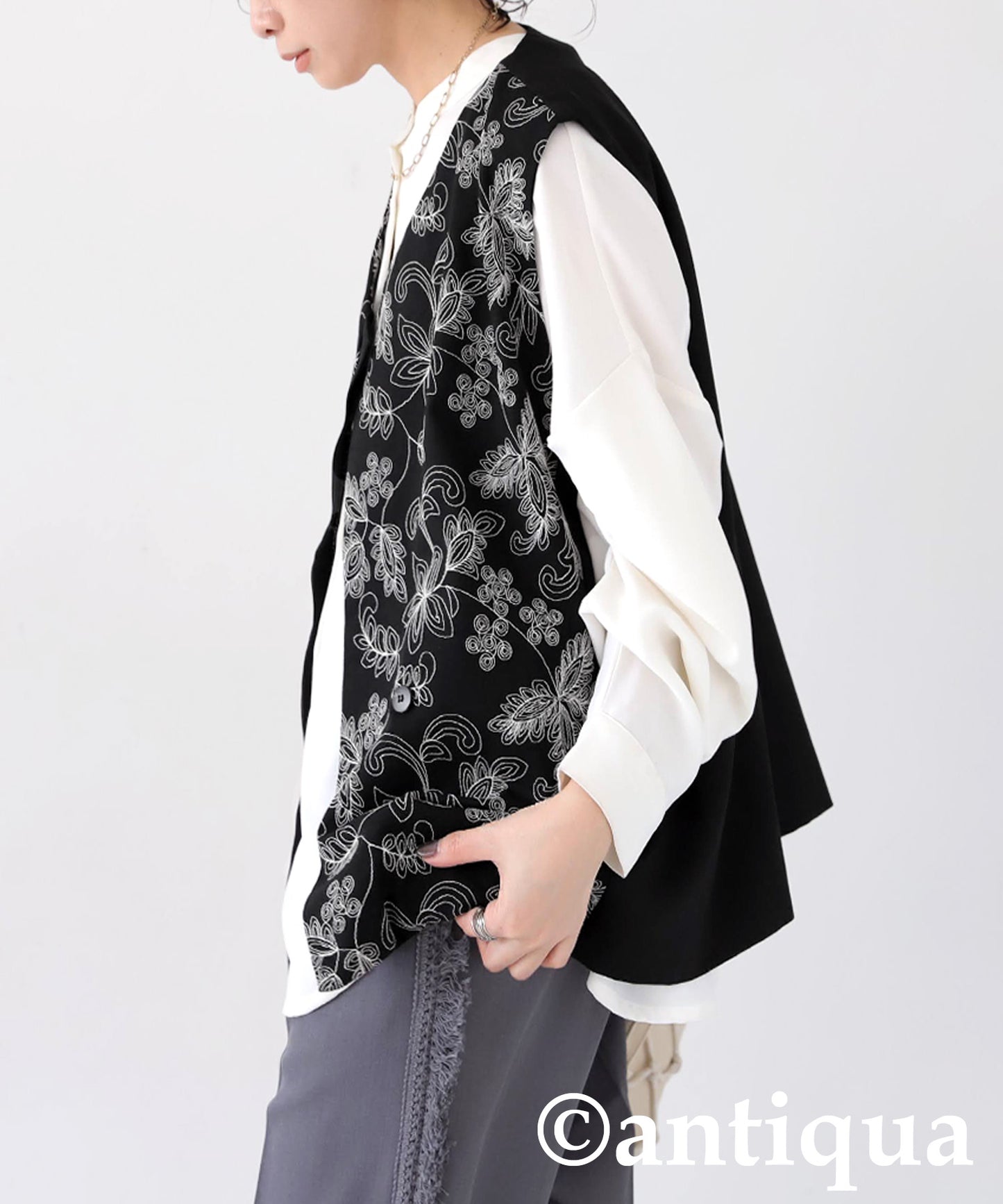 Embroidery Design Vest Ladies