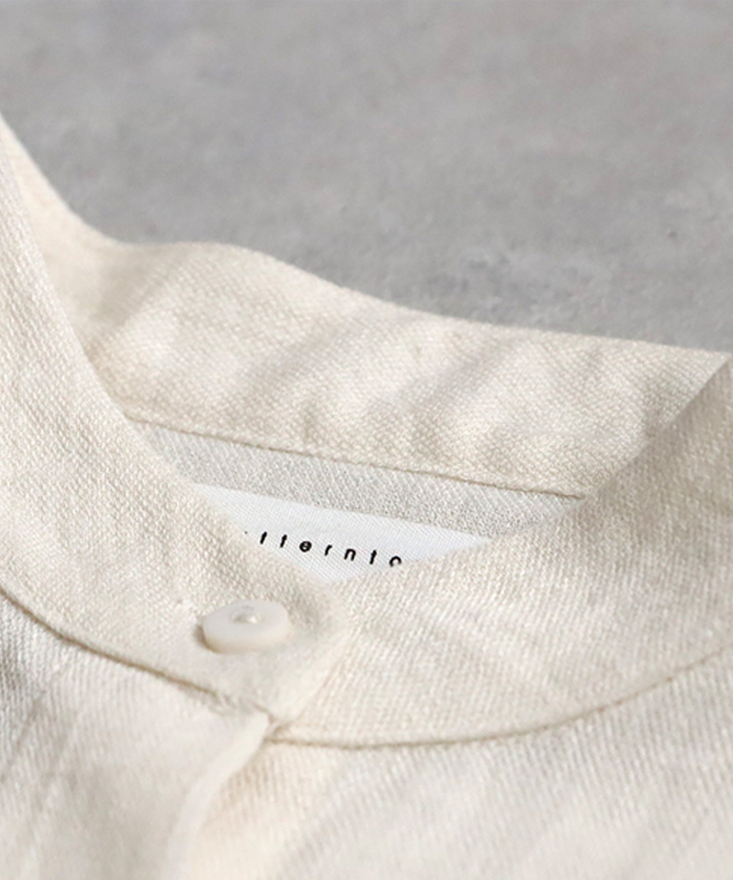 Ladies Linen Touch Top