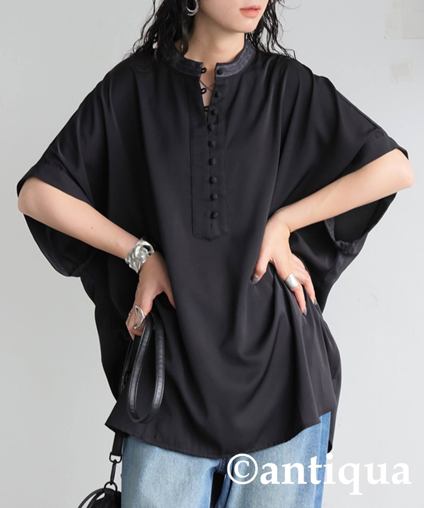 Ladies Lace Collar Dolman Top