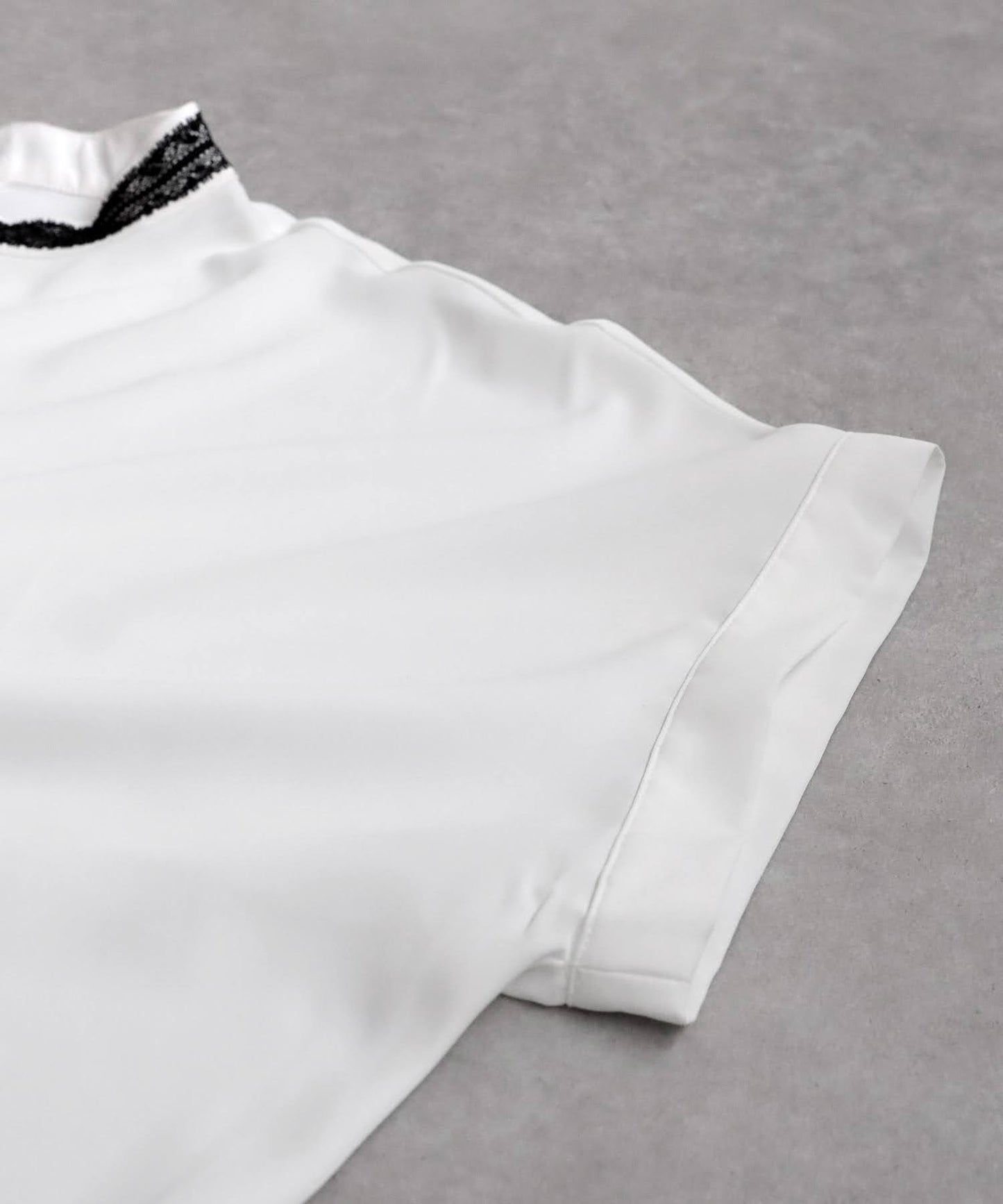 Ladies Lace Collar Dolman Top