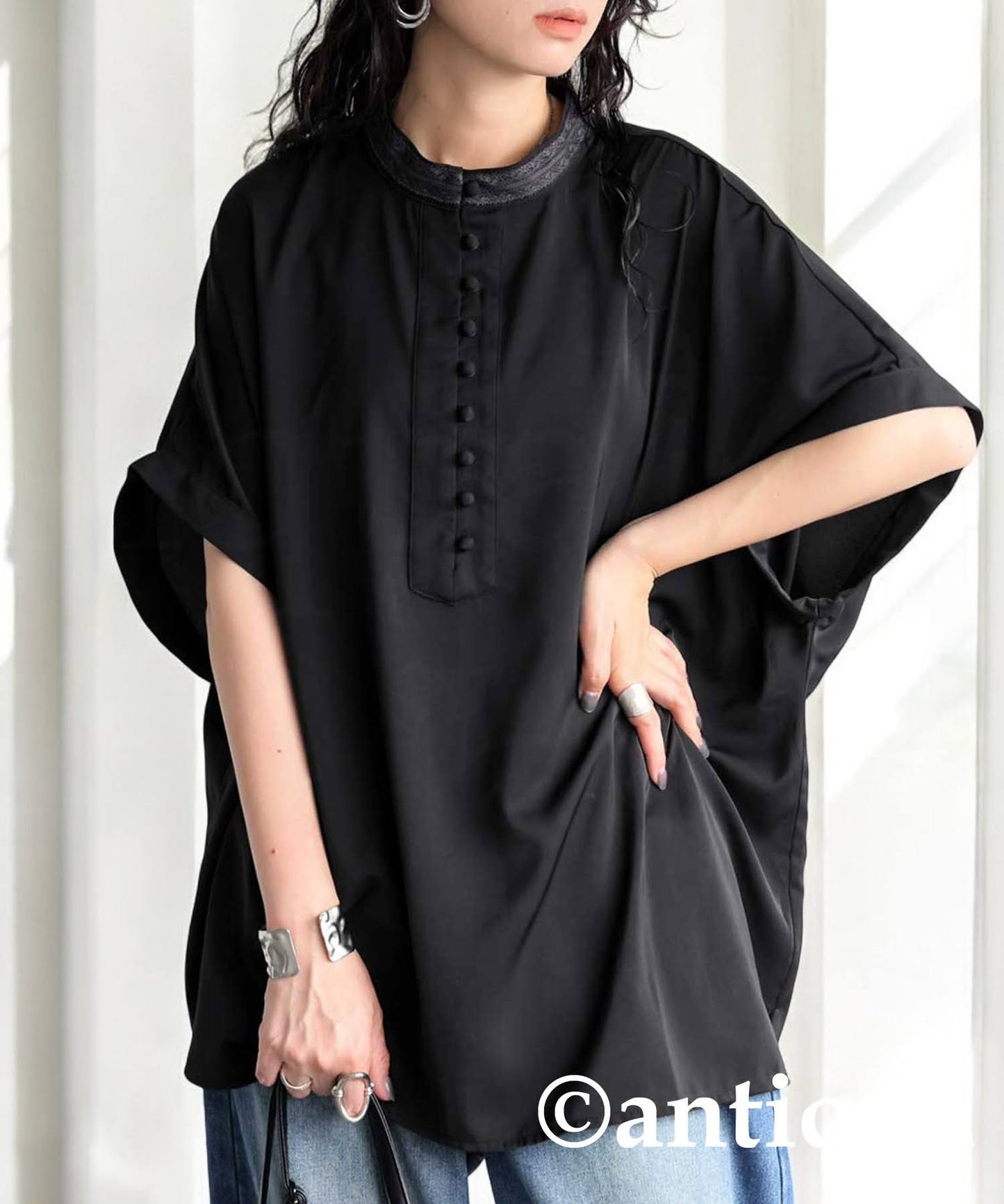 Ladies Lace Collar Dolman Top