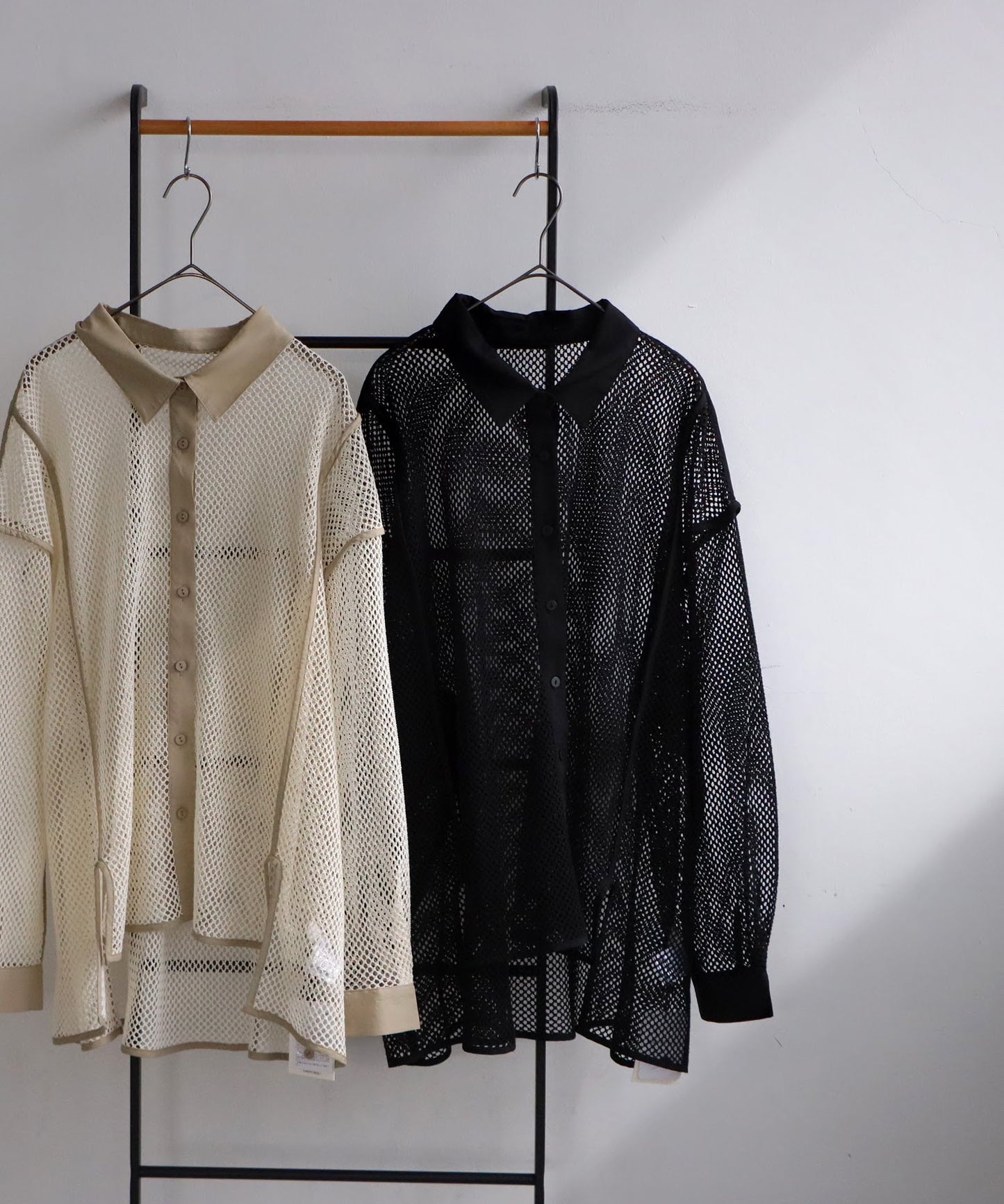 Ladies Mesh Switching Shirt