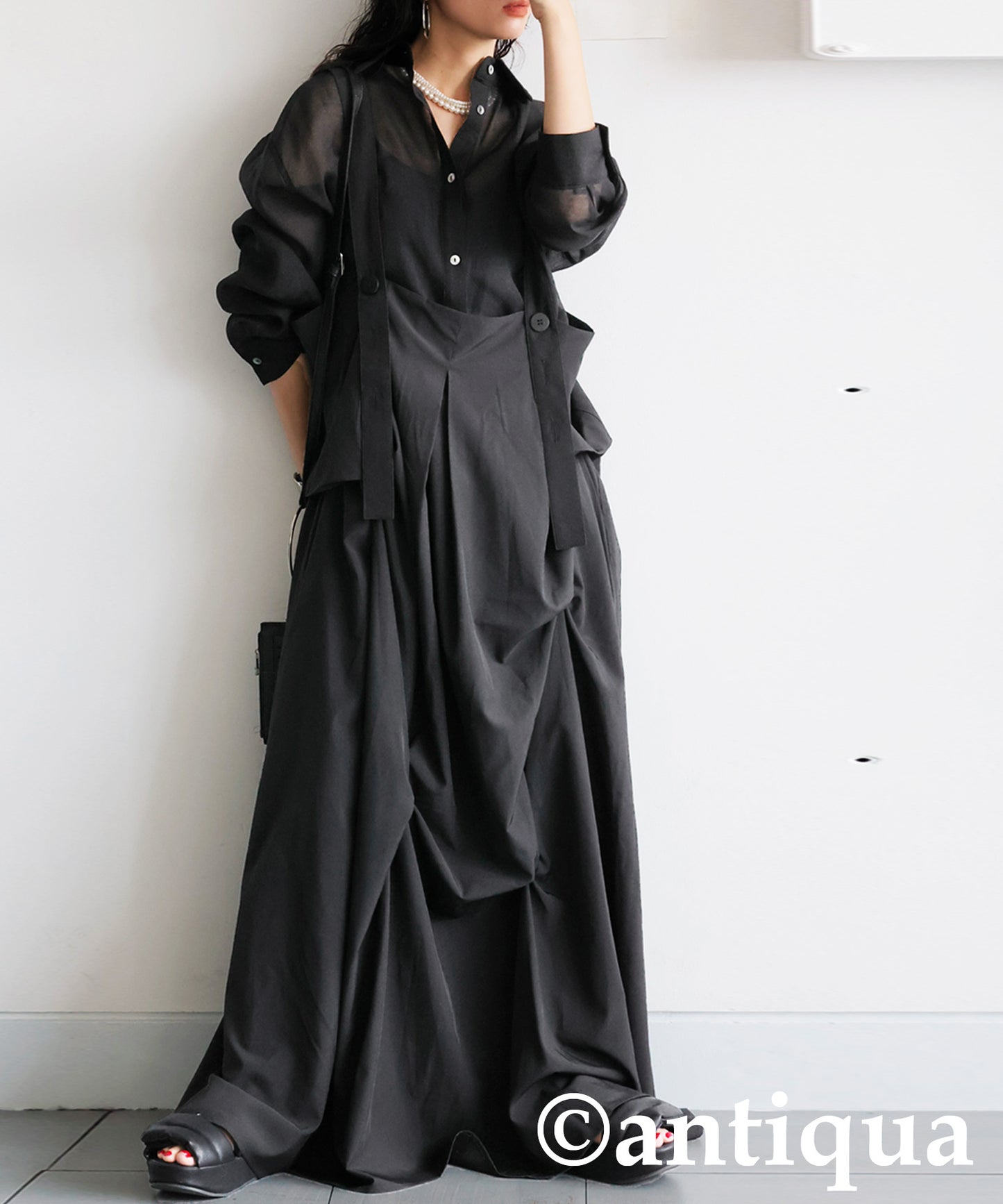 Ladies Tuck Design Overall Skirt