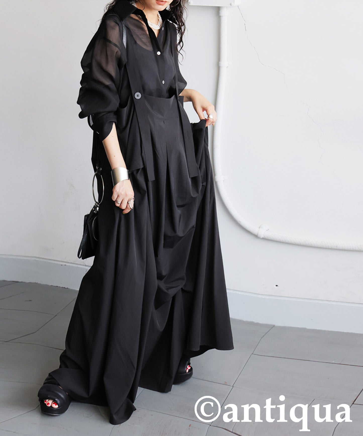 Ladies Tuck Design Overall Skirt