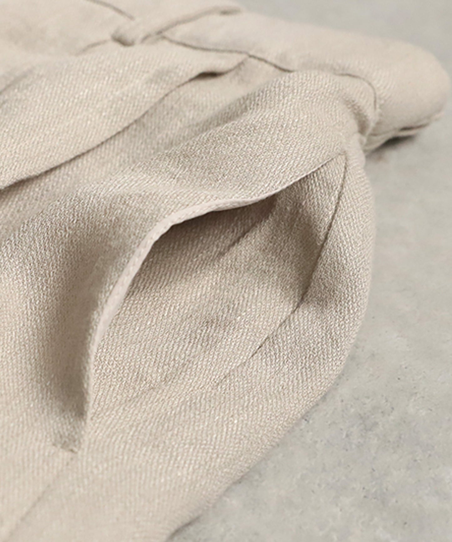 Ladies Wide-Pleated Pants