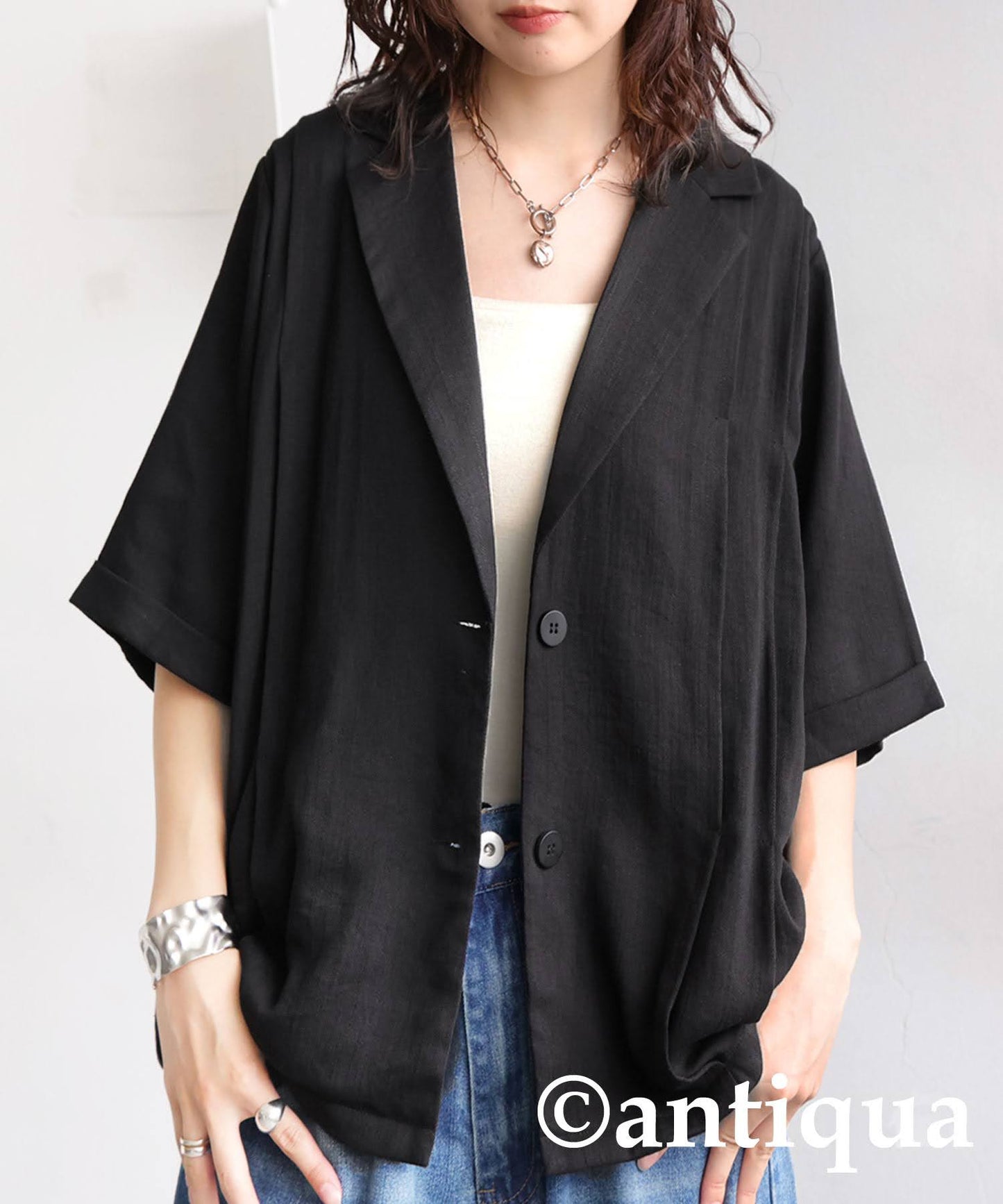 Ladies Tuck Short Sleeve Jacket