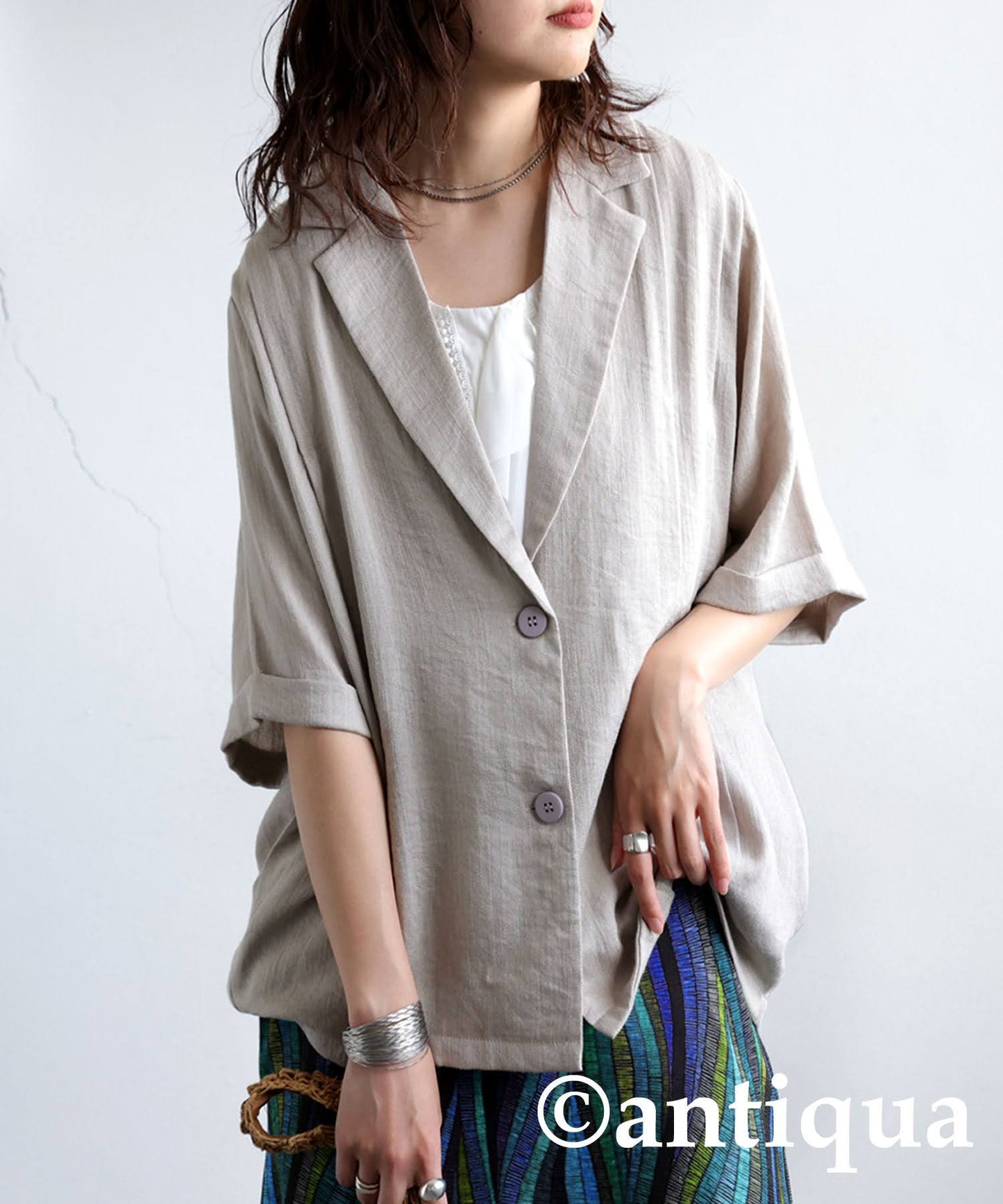 Ladies Tuck Short Sleeve Jacket