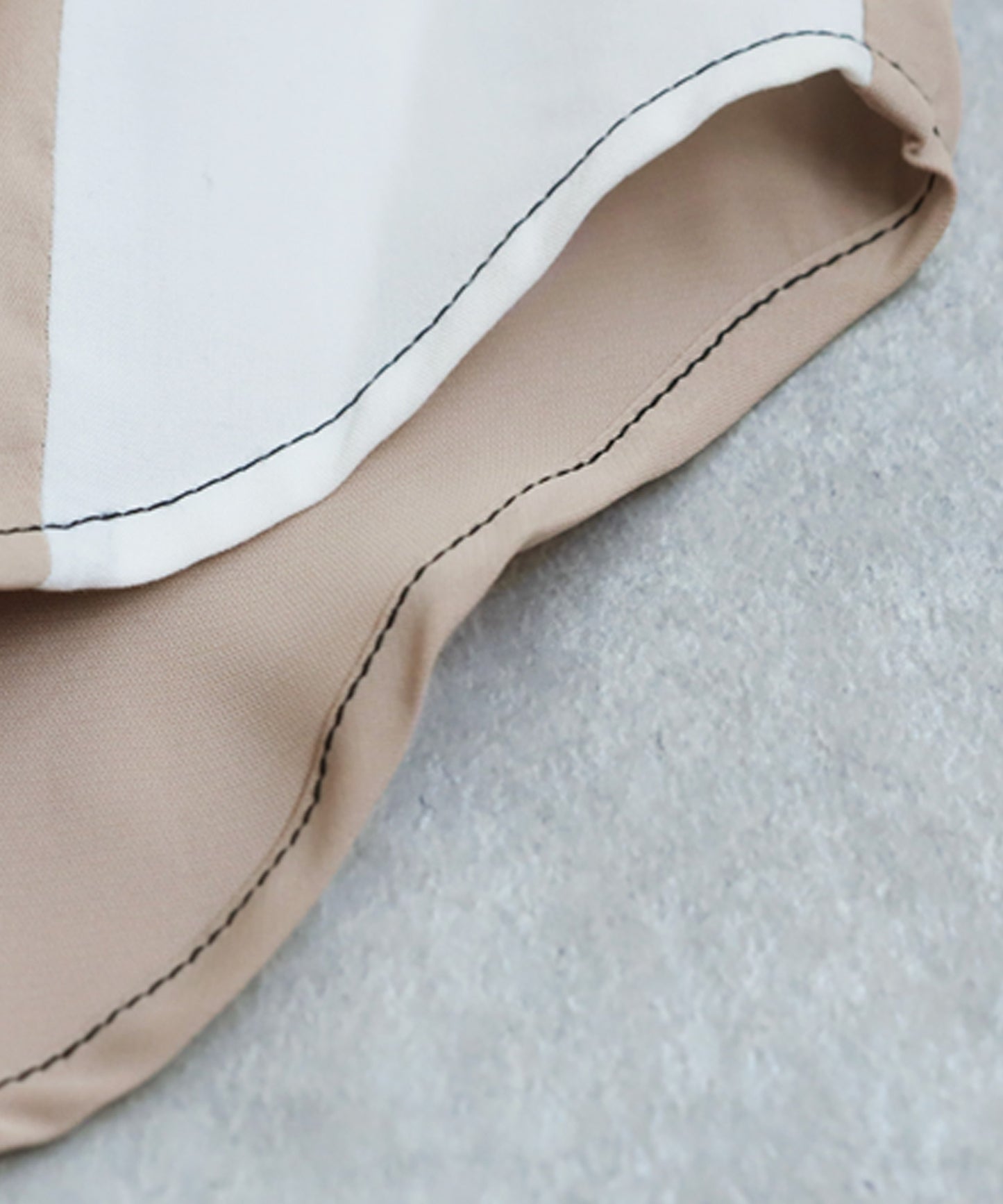 Two-Tone Tuck Design Shirt Ladies