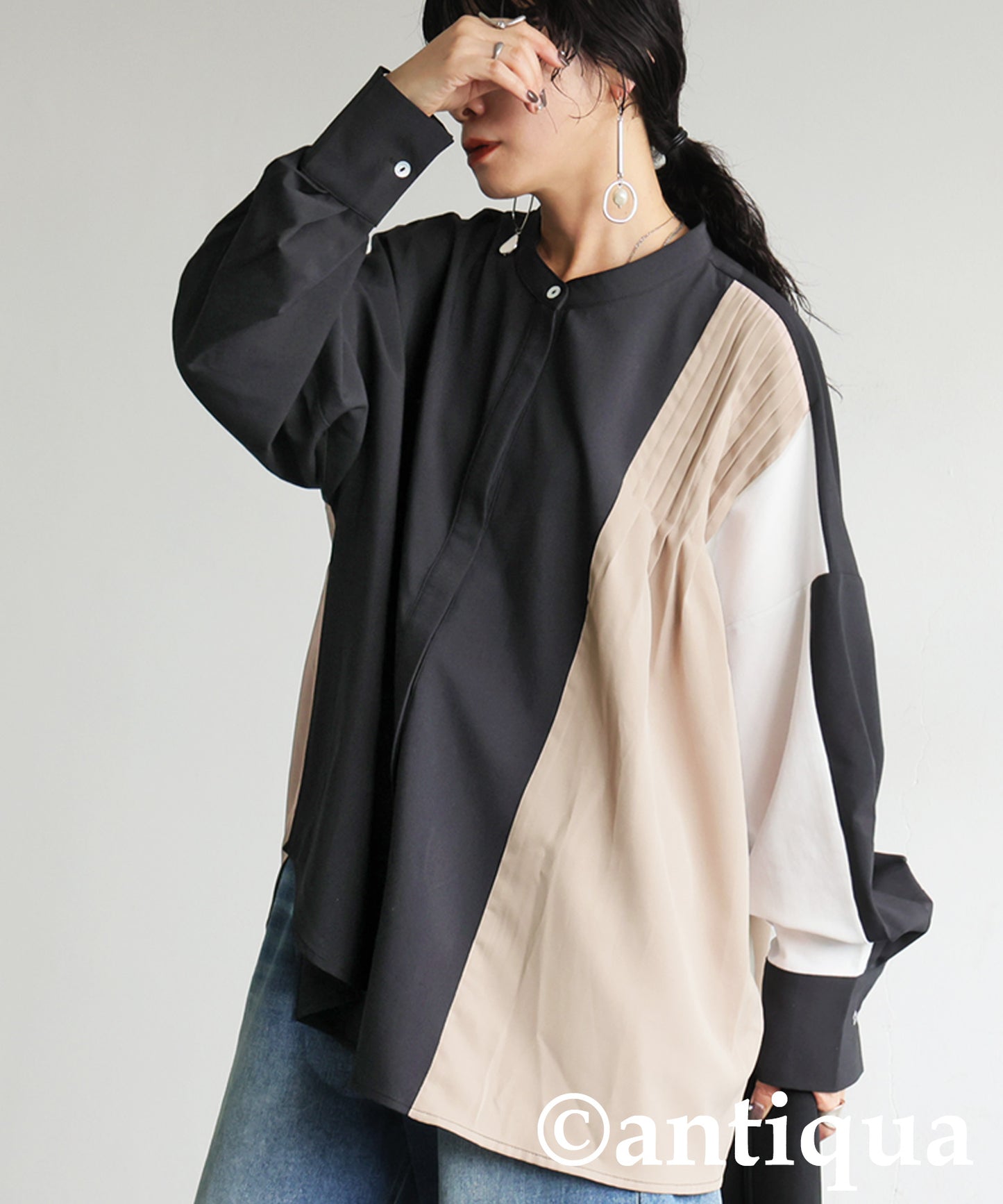 Two-Tone Tuck Design Shirt Ladies