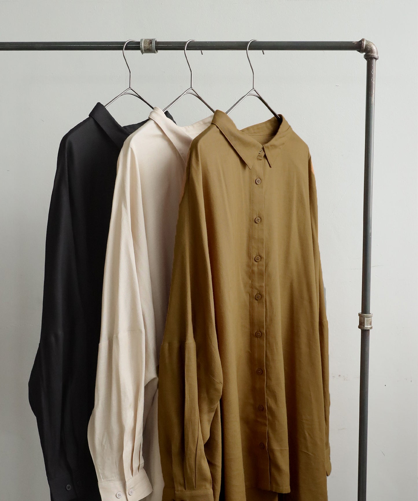 Draped Silhouette Shirt Ladies