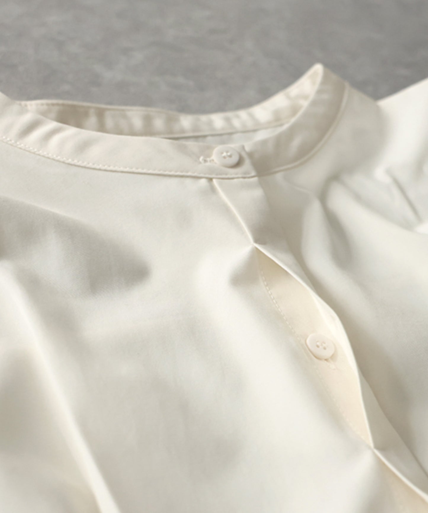 Band Collar, Five-Quarter Sleeve Long Shirt Ladies