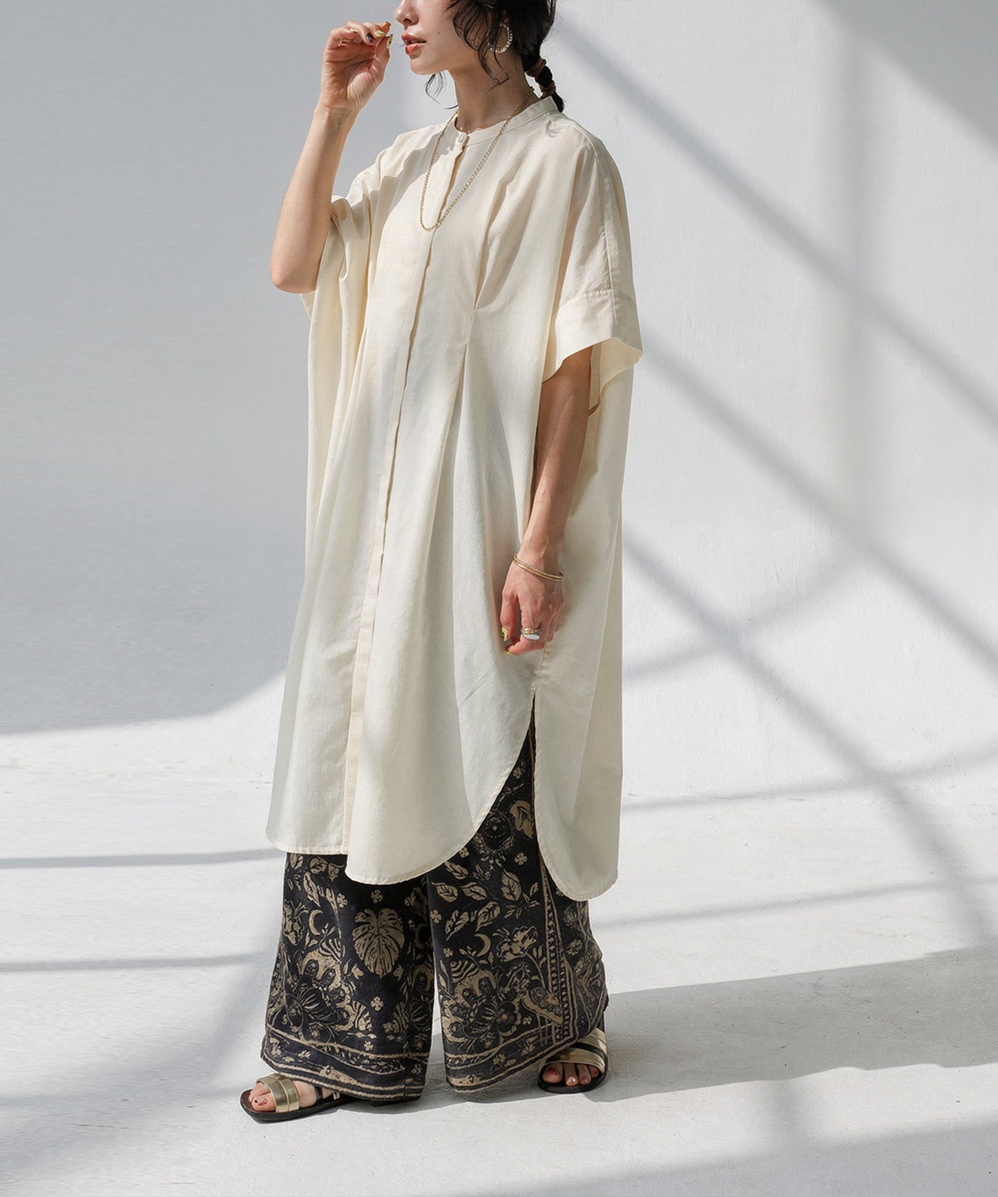 Band Collar, Five-Quarter Sleeve Long Shirt Ladies