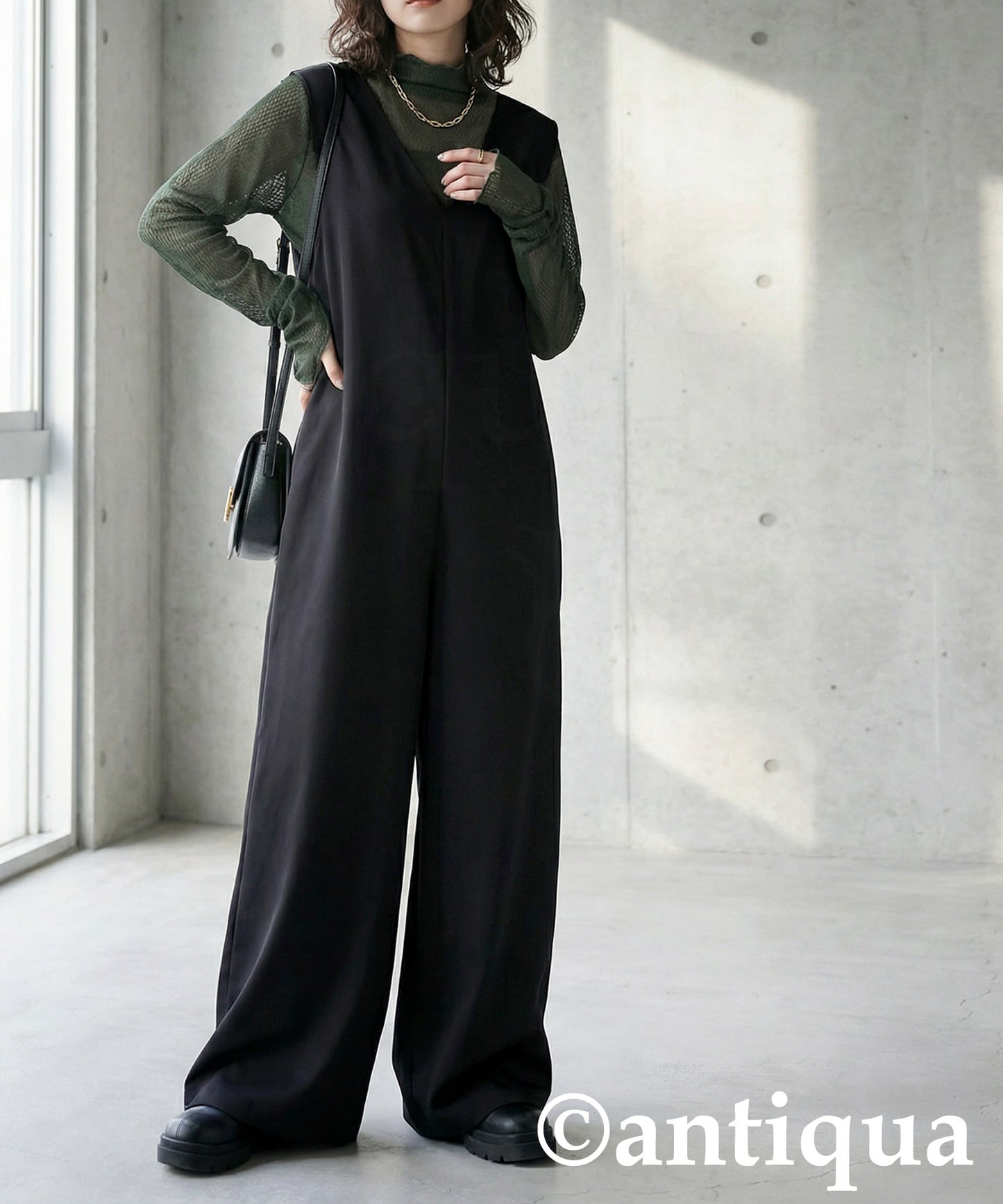 Back Design All-In-One Ladies