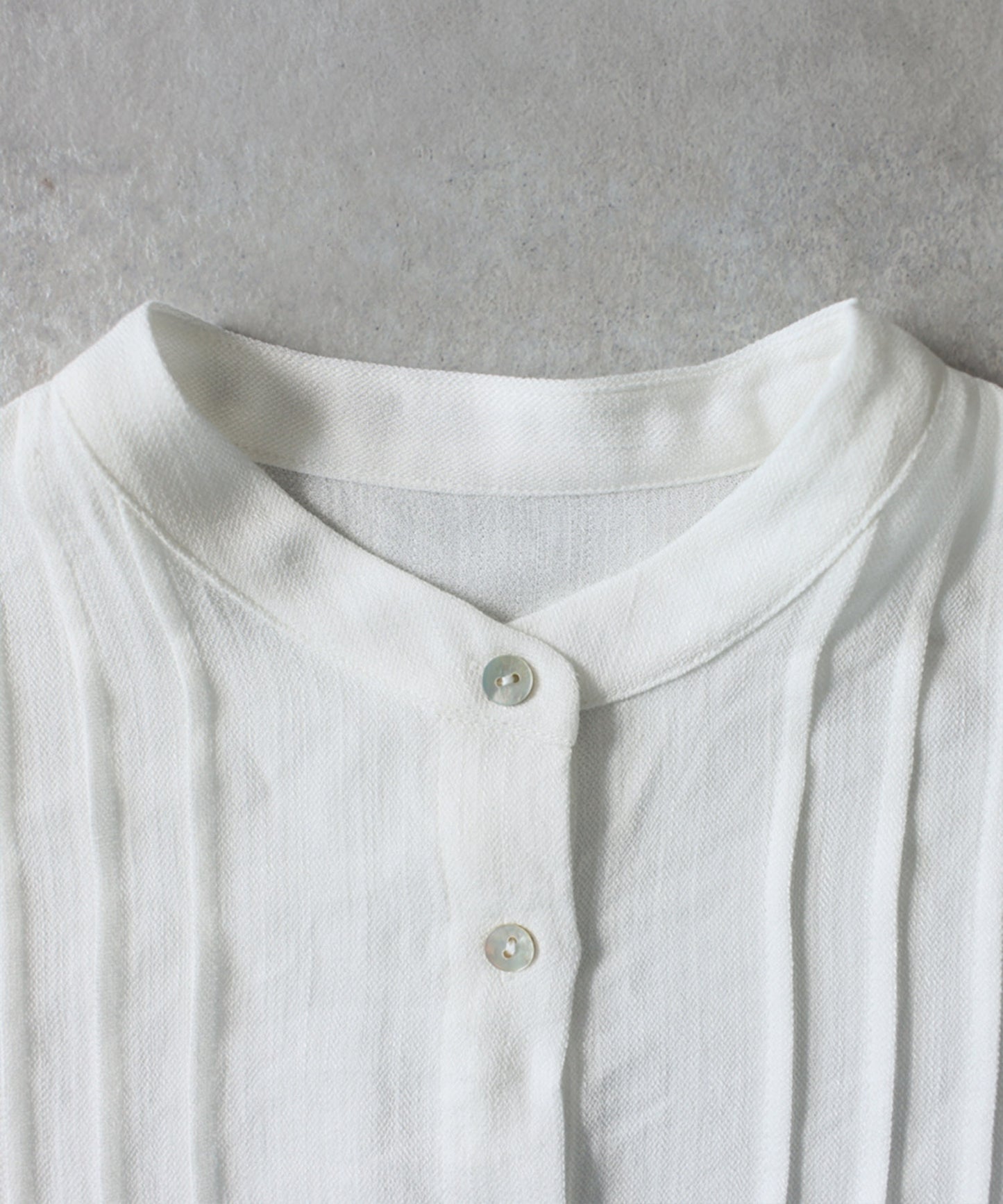 Band Collar Pintuck Shirt Ladies