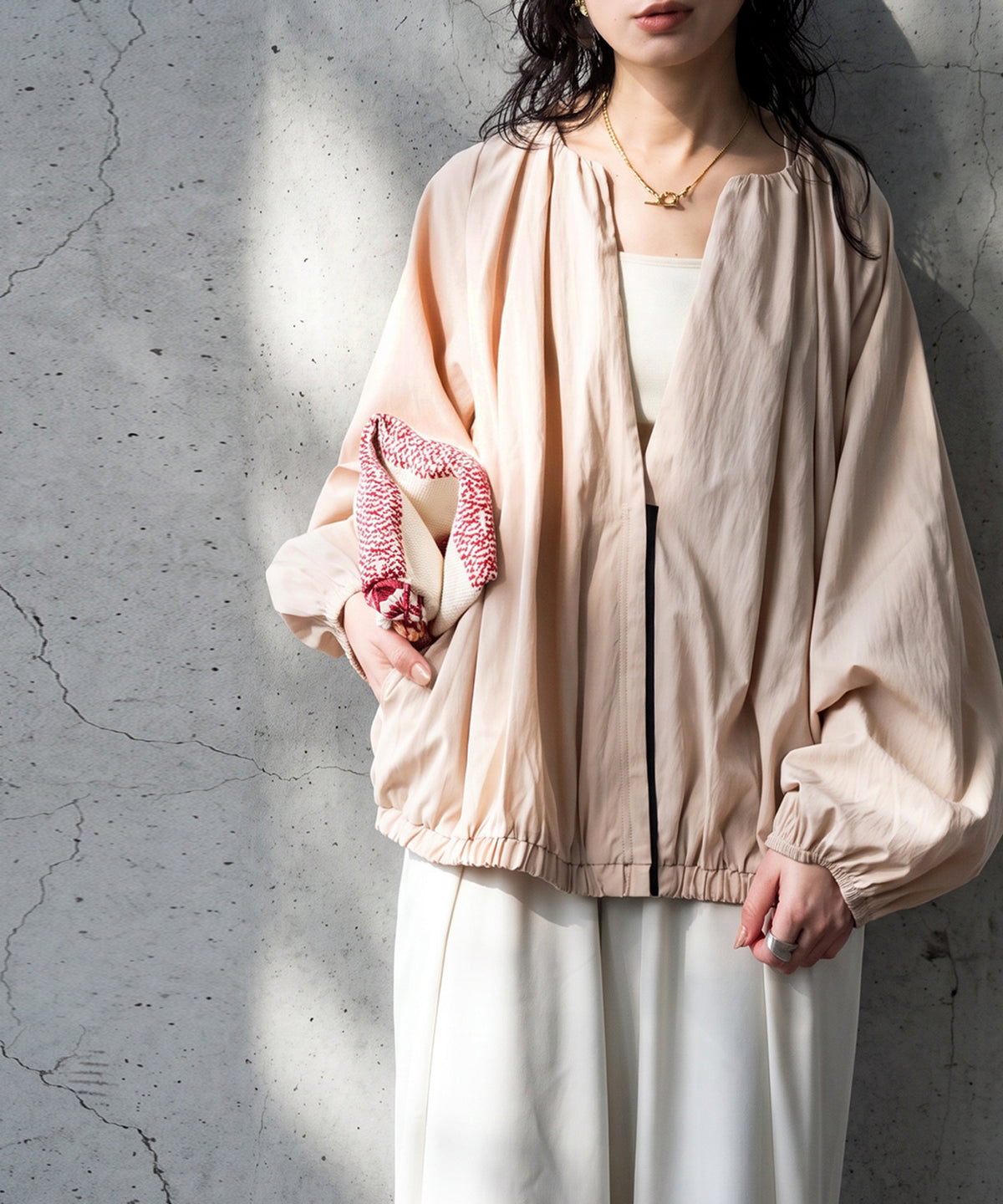 Gathered Neck, Color-Blocked Zip-Up Light Blouson Ladies
