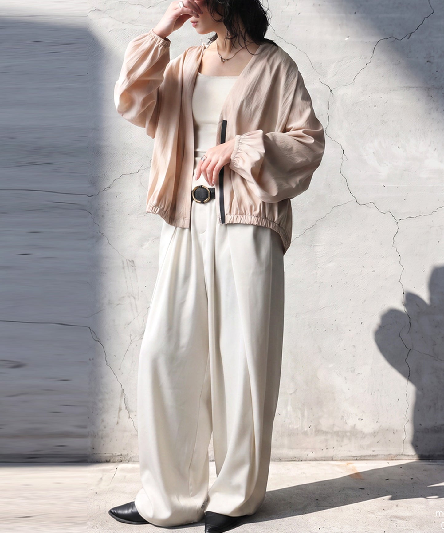 Gathered Neck, Color-Blocked Zip-Up Light Blouson Ladies
