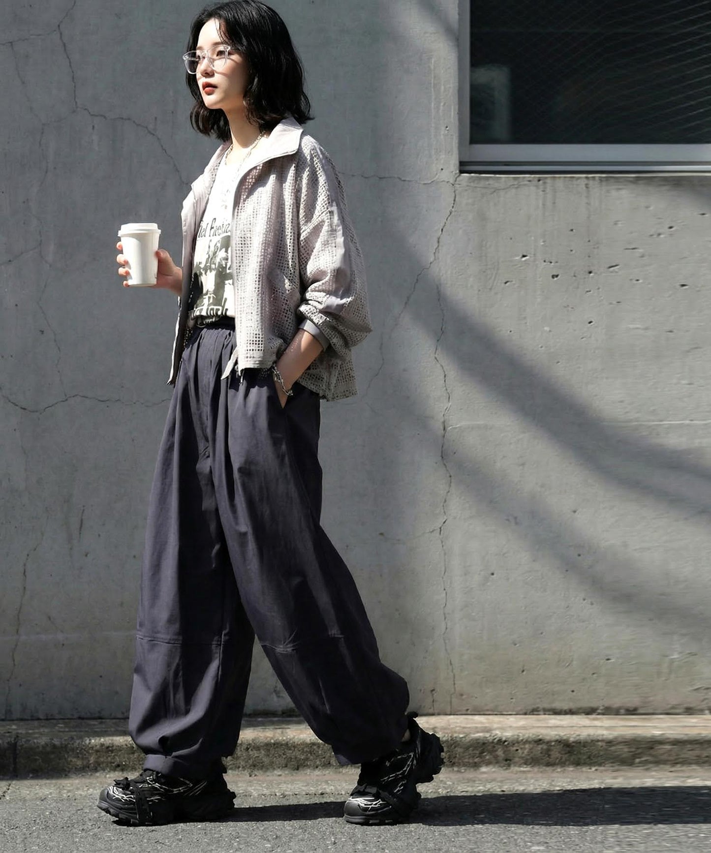 Tuck Switching Wide Pants Ladies
