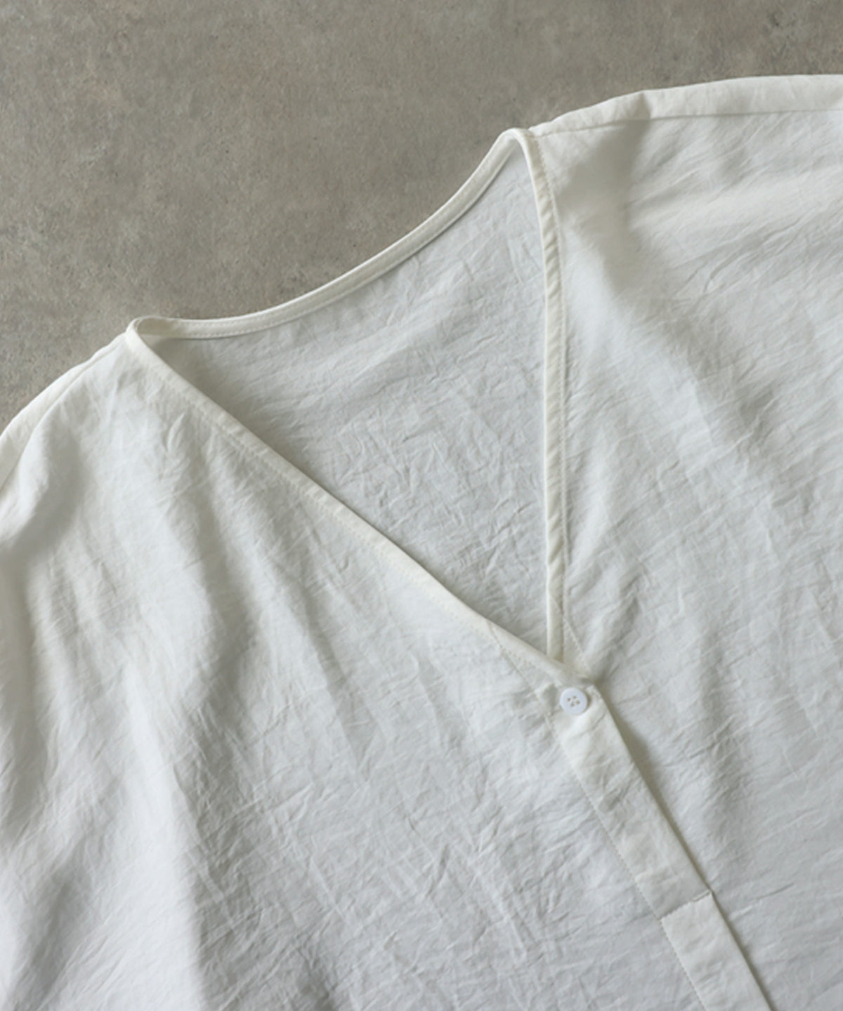 V-Neck Oversized Shirt Ladies