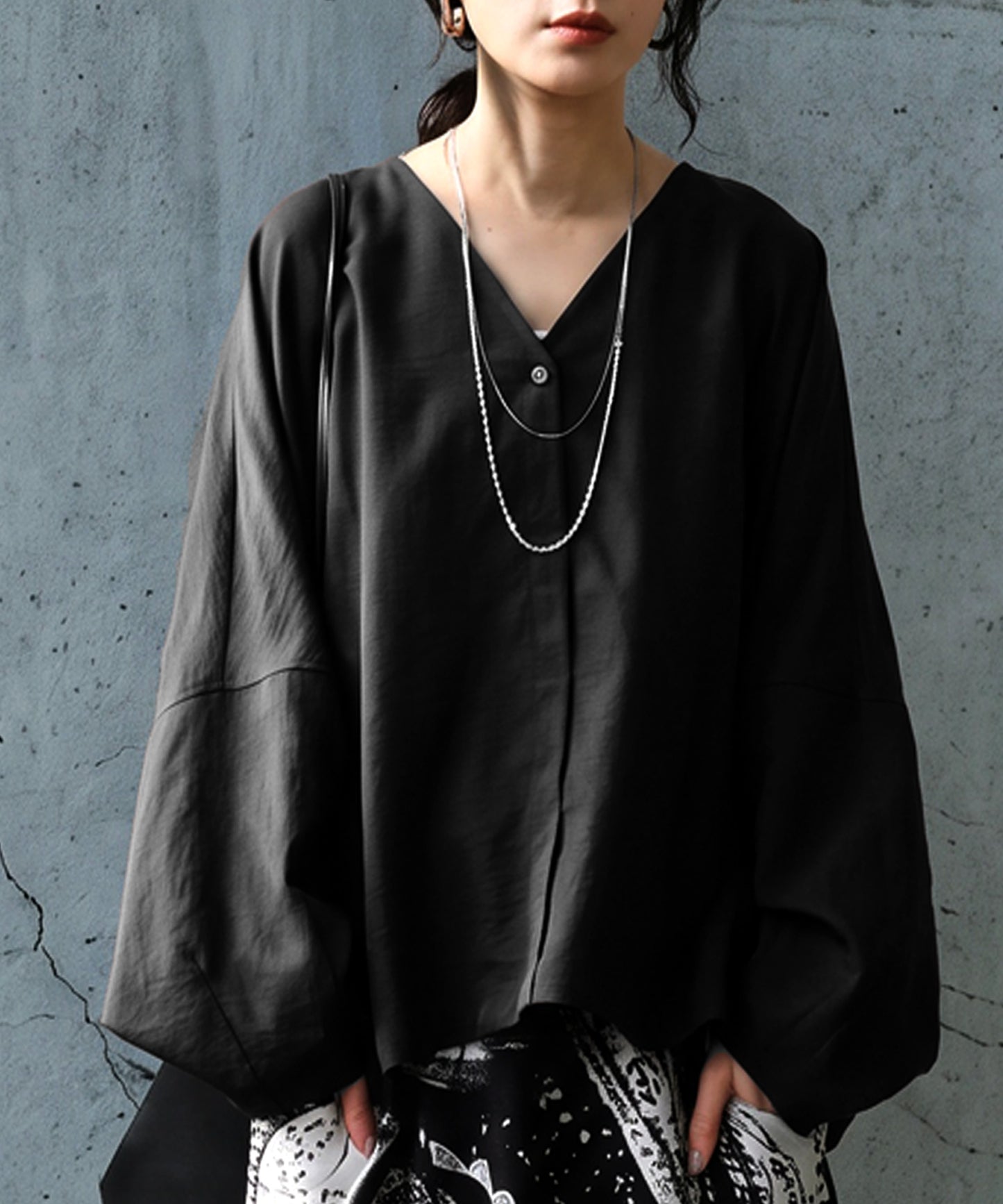 V-Neck Oversized Shirt Ladies