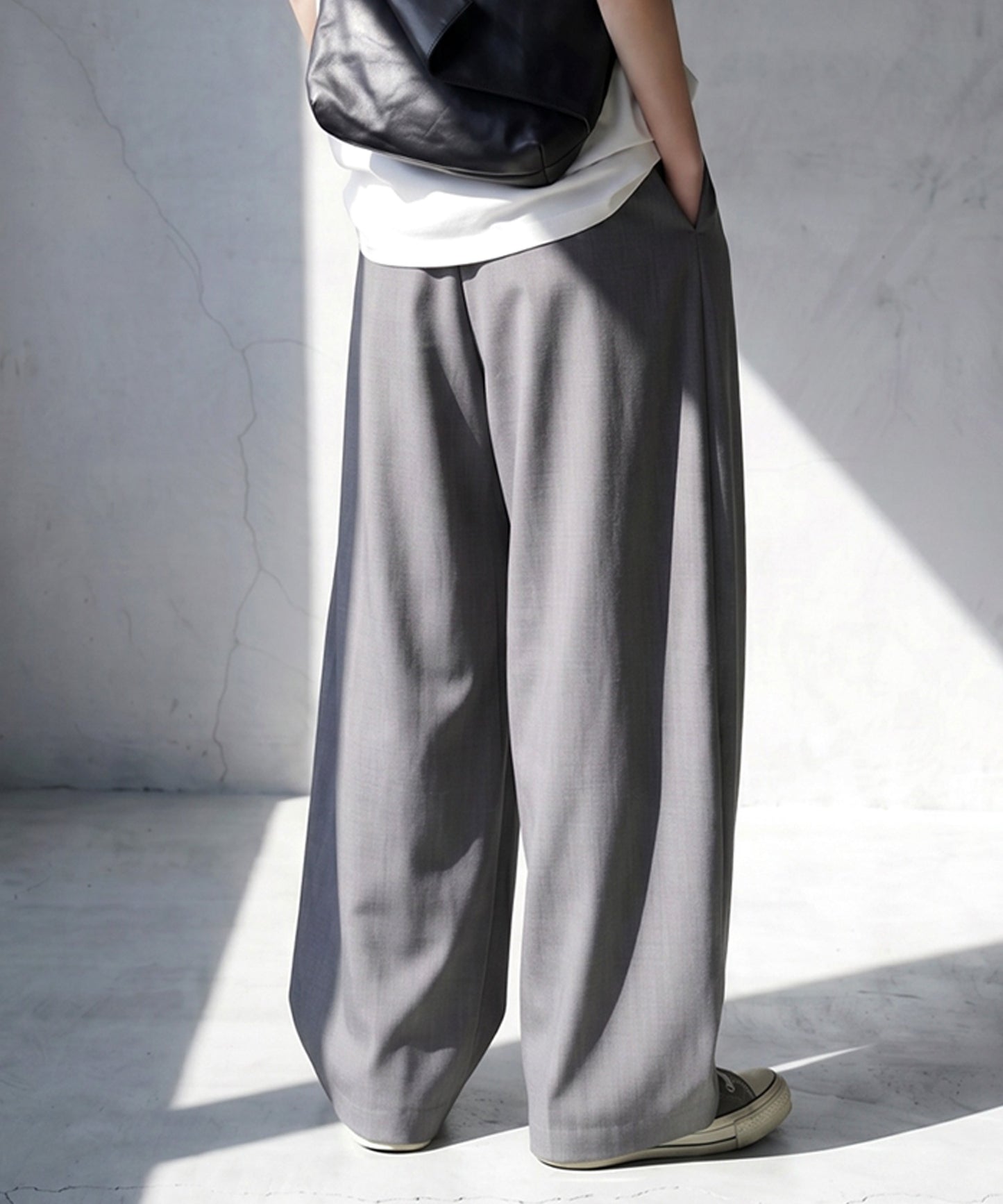 Balloon Tuck Wide Pants Ladies