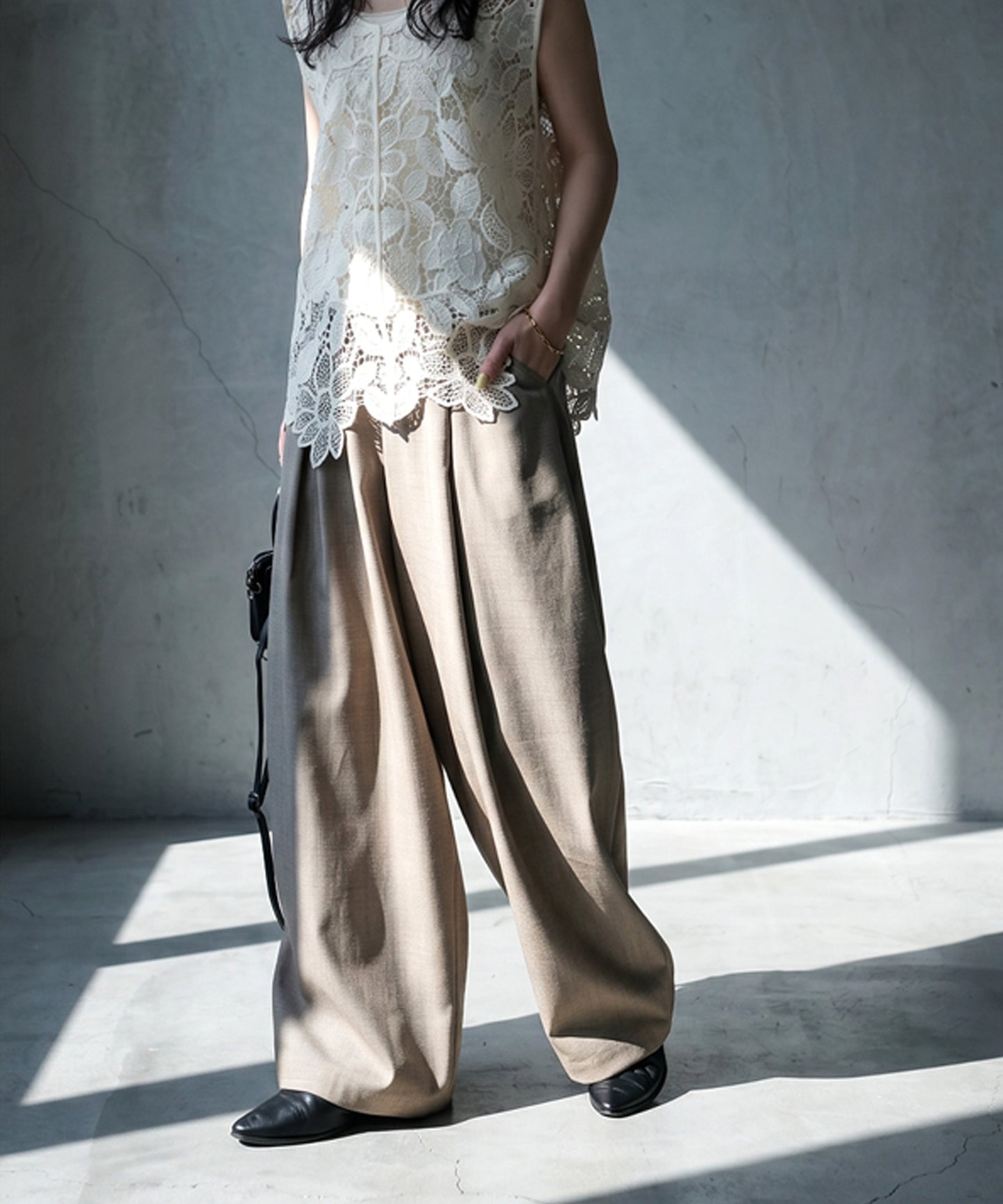 Balloon Tuck Wide Pants Ladies