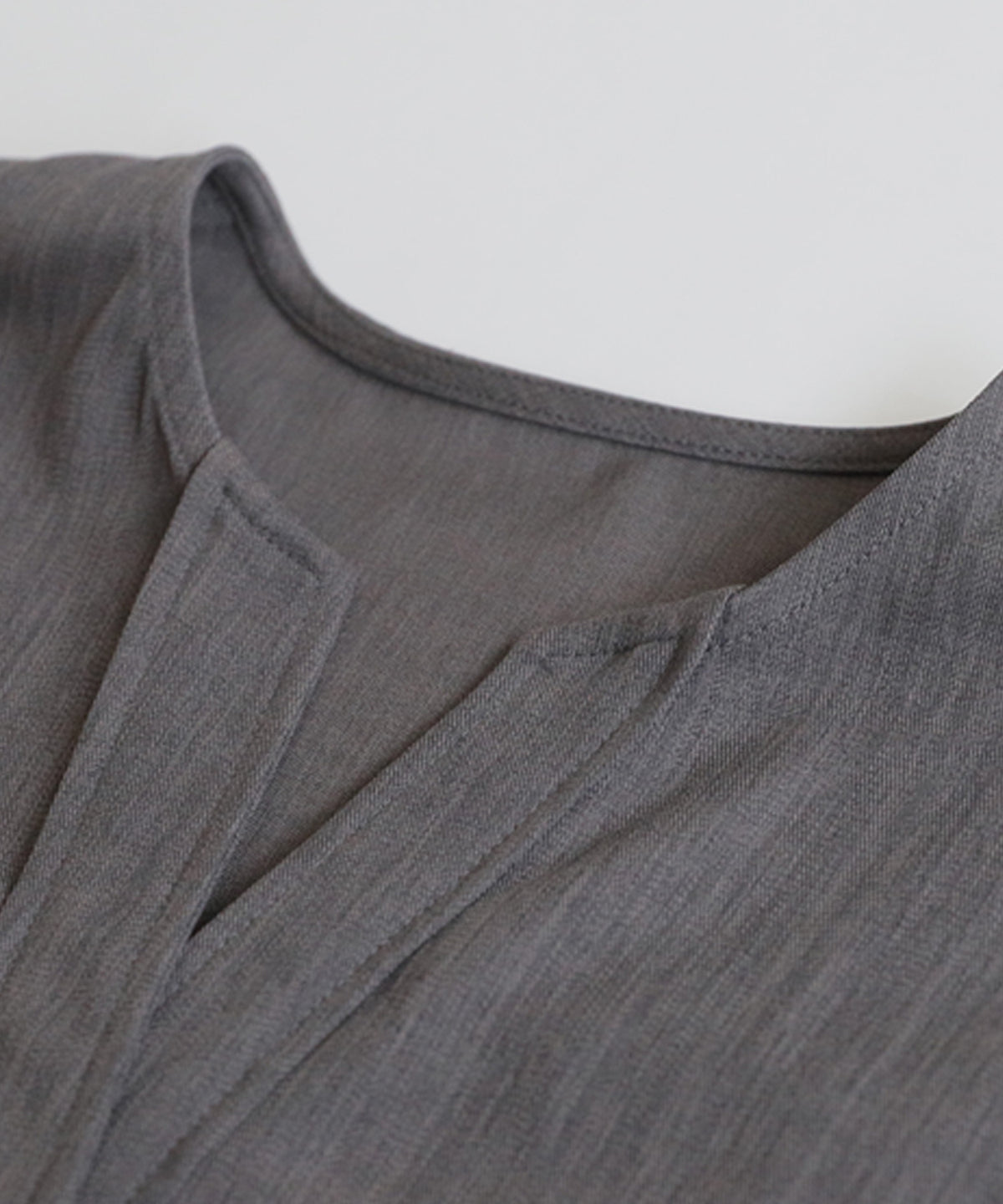 V-Neck Pleated Shirt Ladies