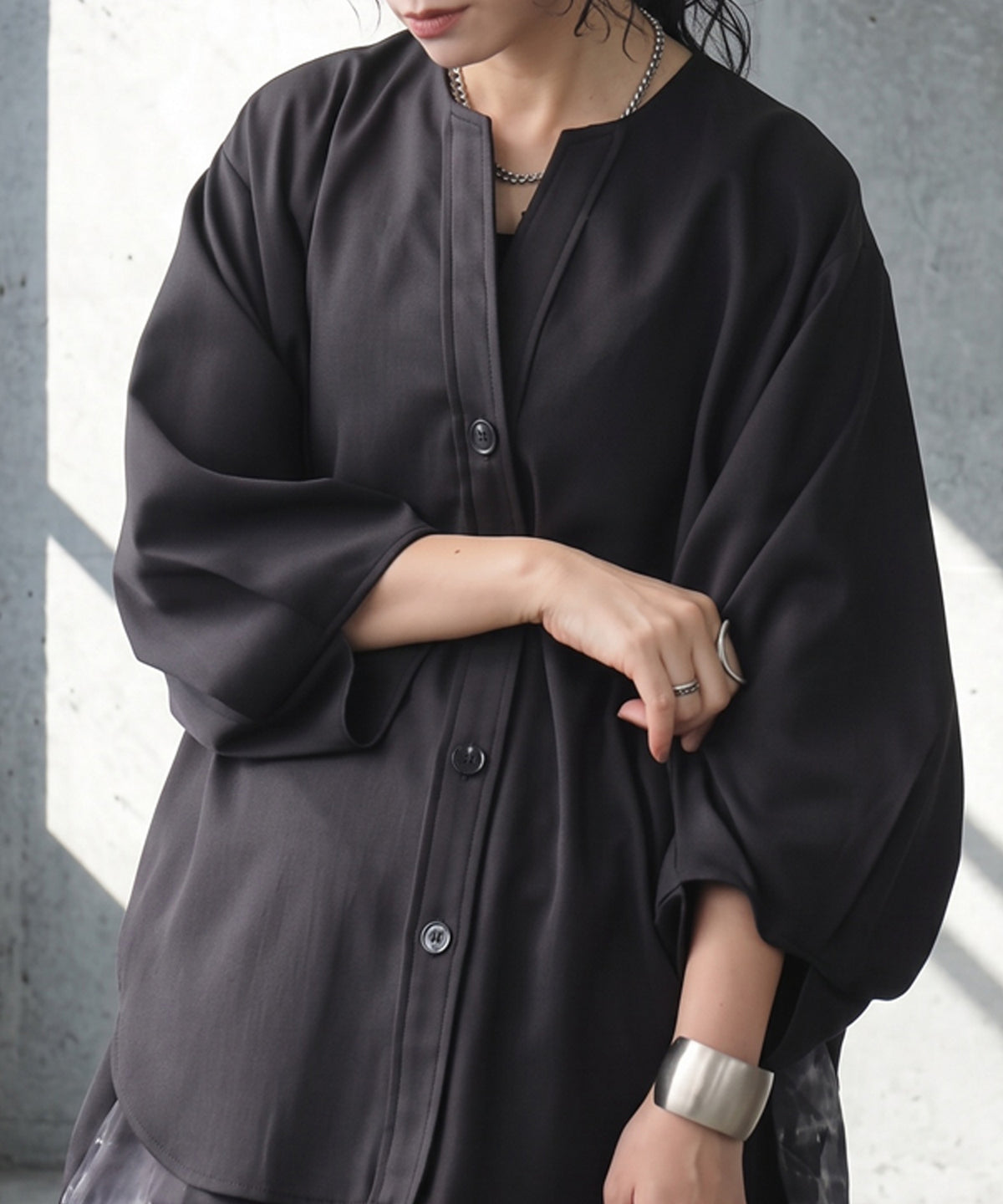 V-Neck Pleated Shirt Ladies