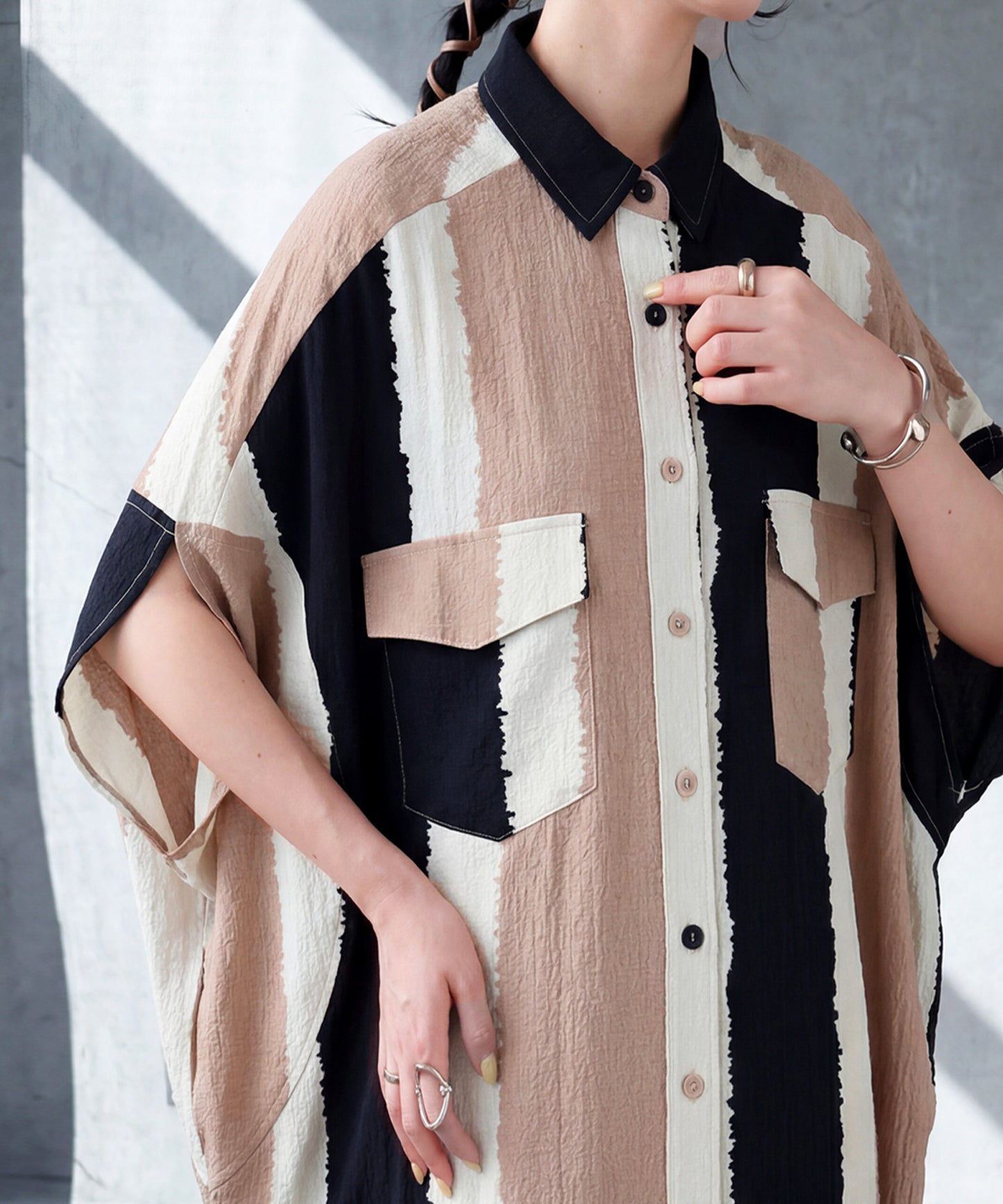 Color-Blocked Dolman Sleeve Art Print Shirt Dress Ladies