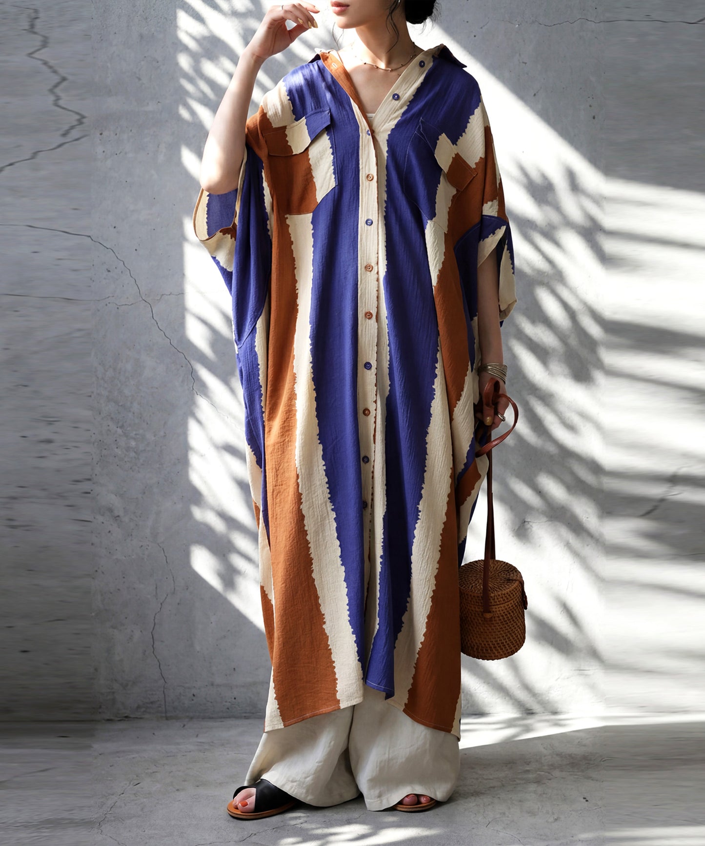 Color-Blocked Dolman Sleeve Art Print Shirt Dress Ladies
