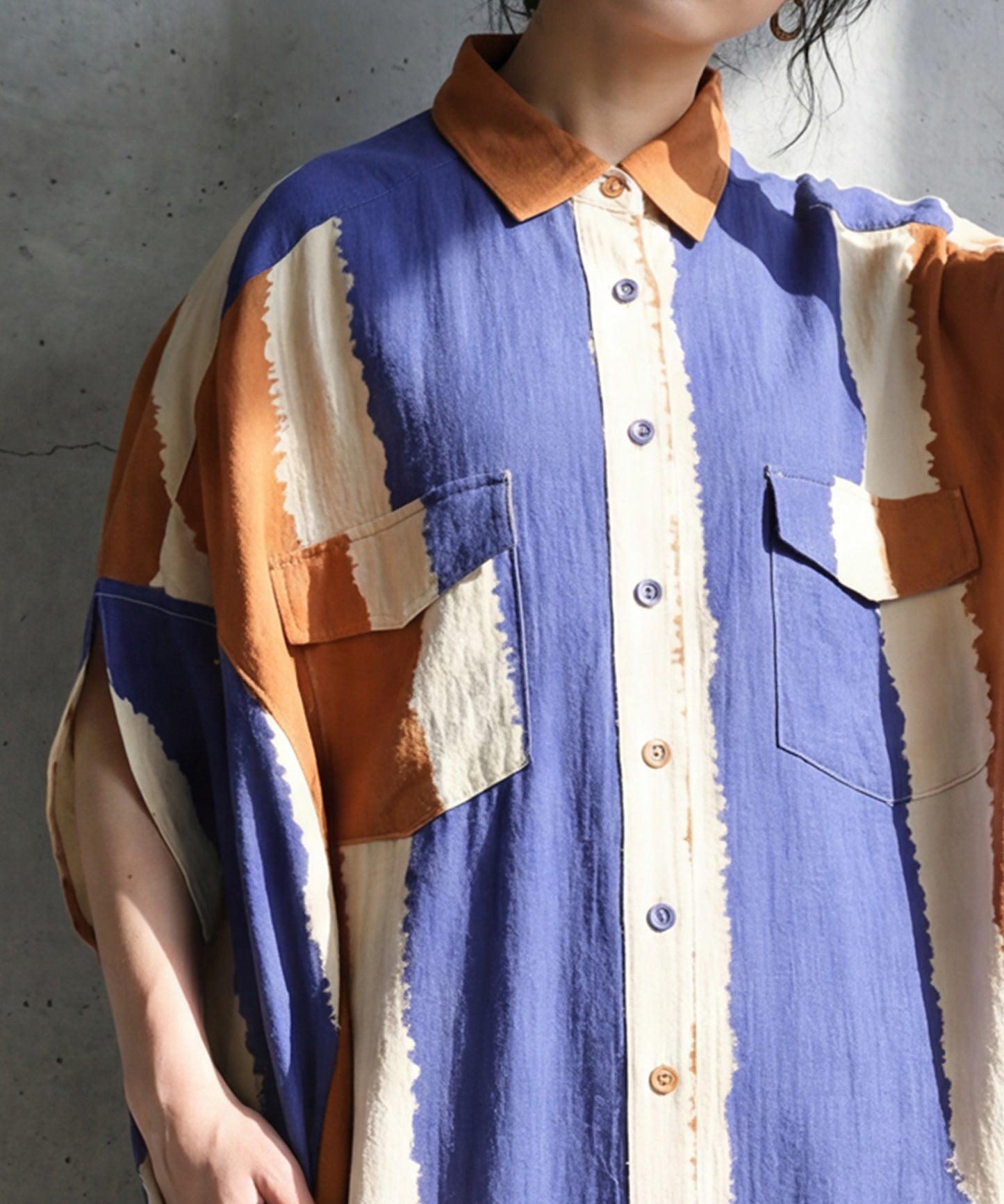 Color-Blocked Dolman Sleeve Art Print Shirt Dress Ladies