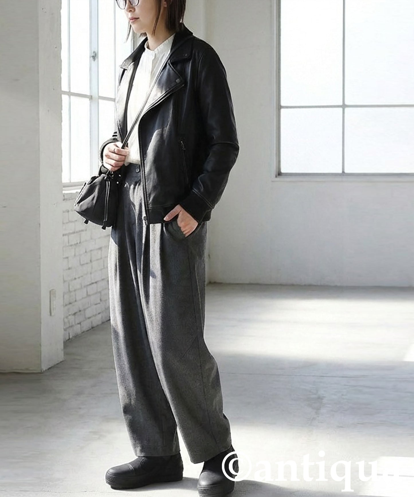 Tuck Wide Pants Ladies