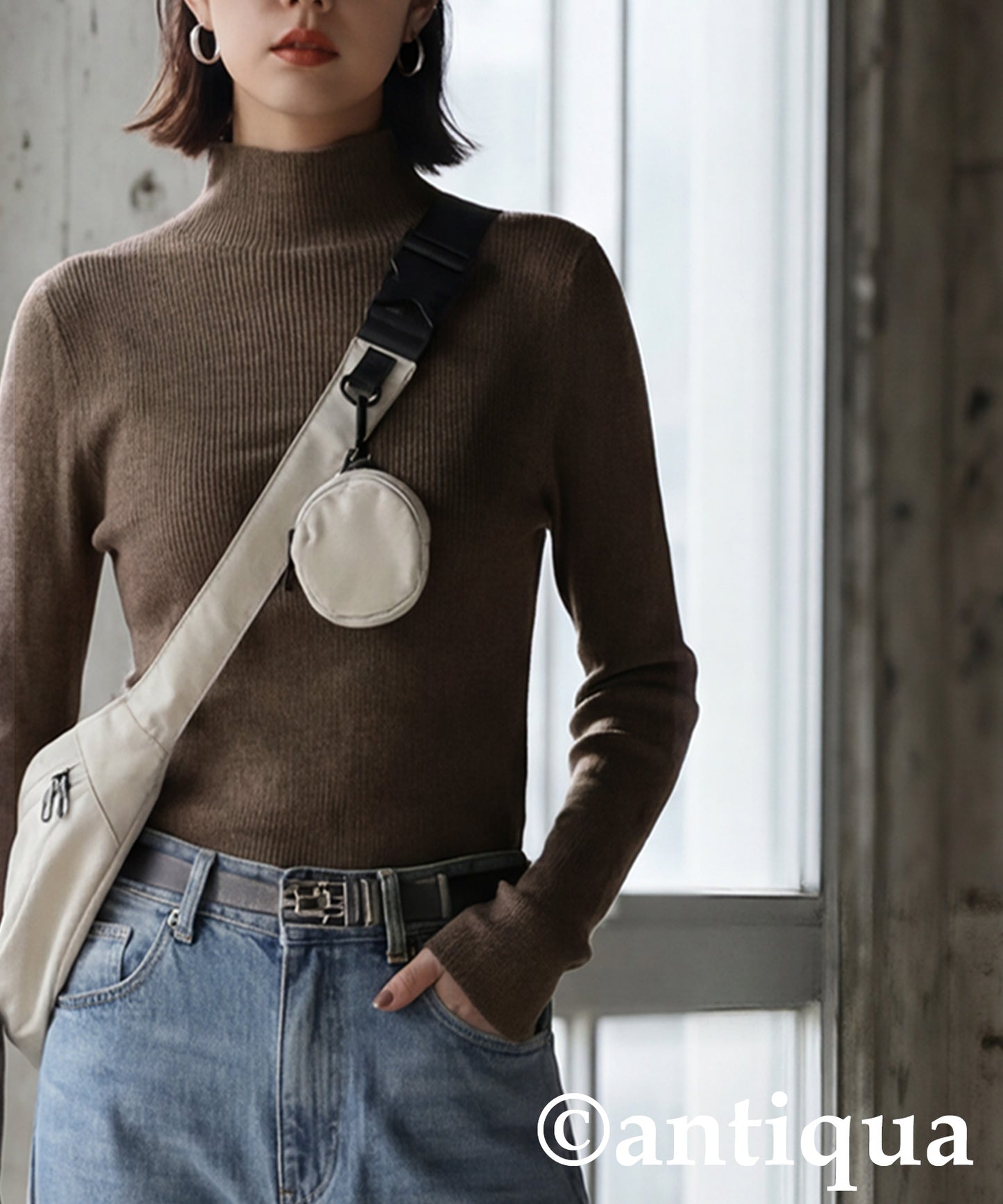 Wool Blend High Neck Knit Ladies