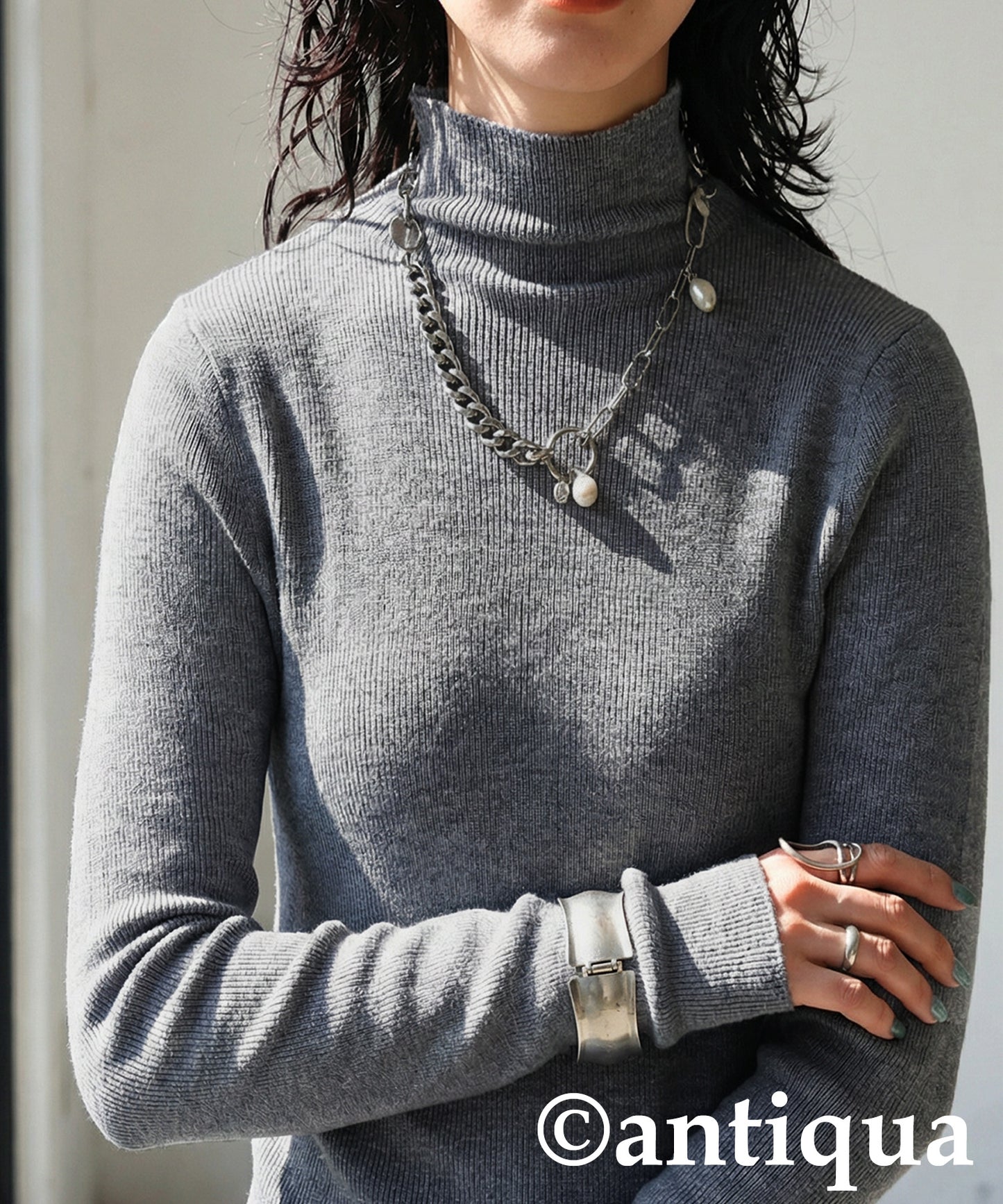 Wool Blend High Neck Knit Ladies