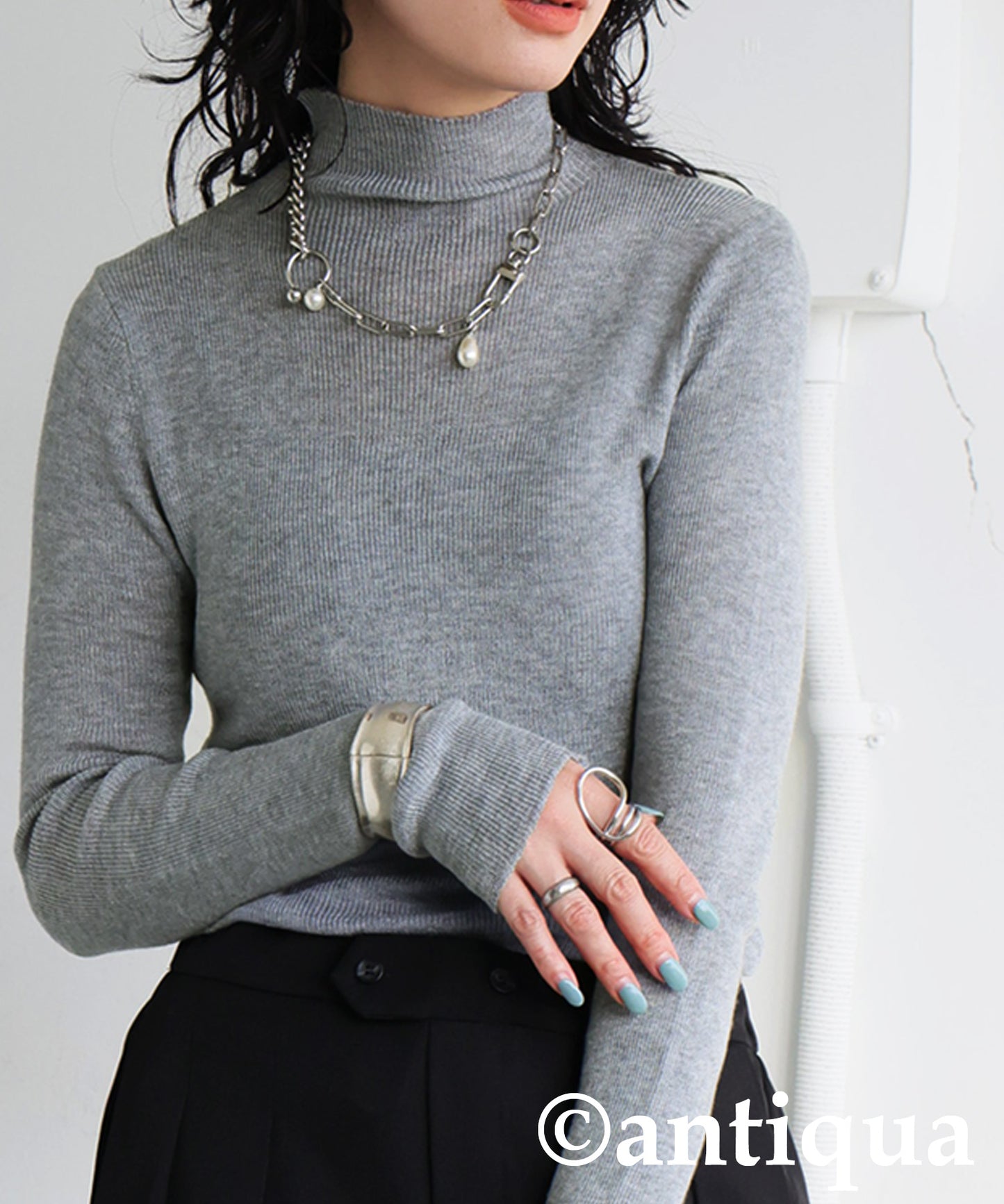 Wool Blend High Neck Knit Ladies