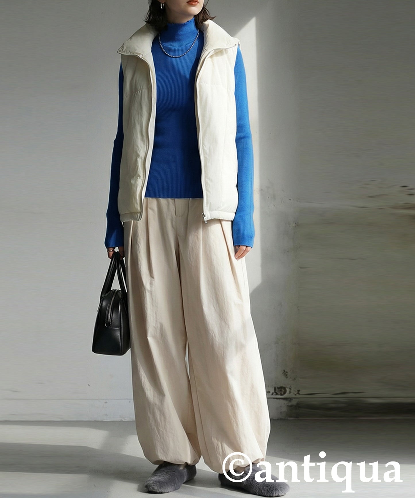 Wool Blend High Neck Knit Ladies