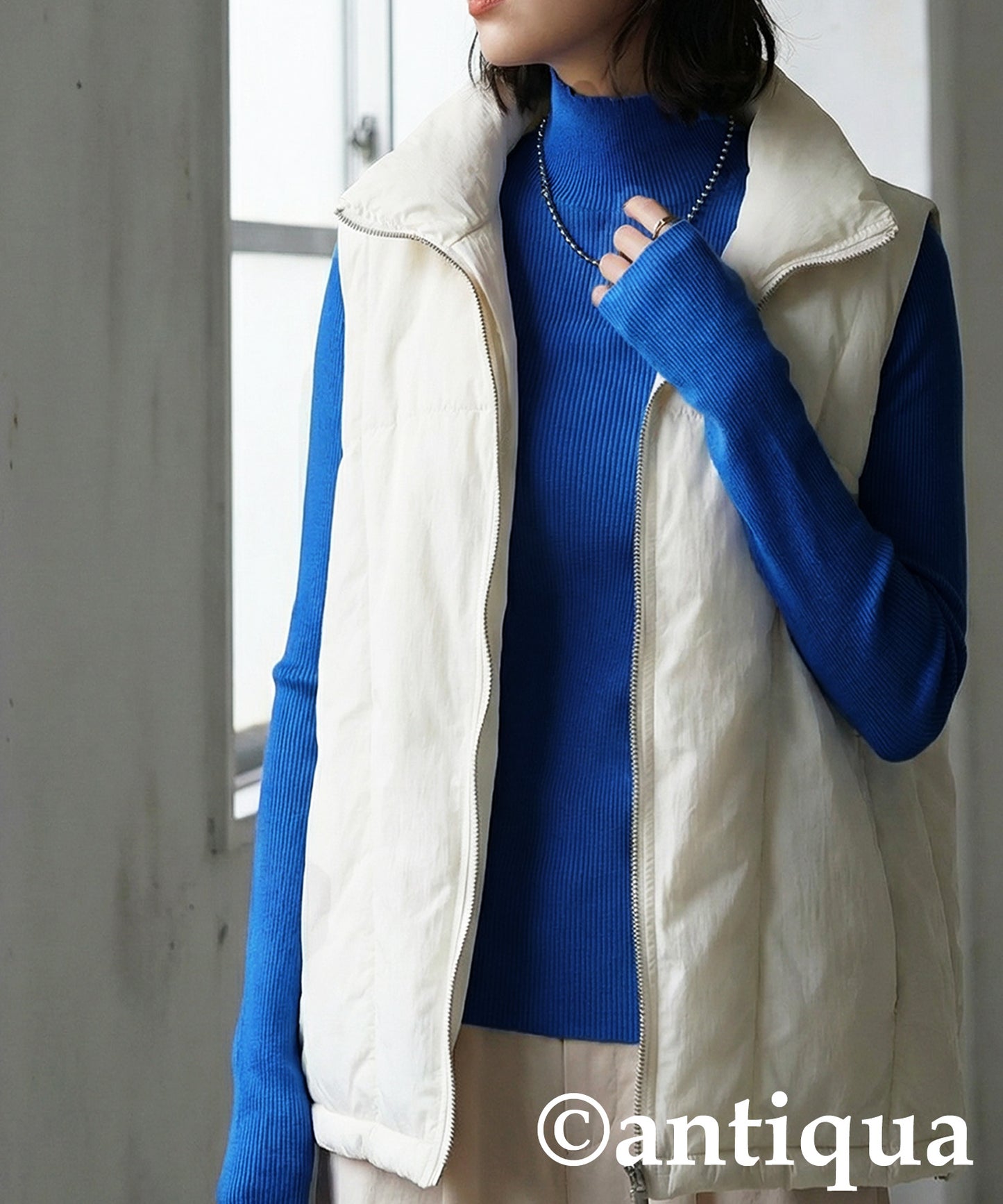 Wool Blend High Neck Knit Ladies