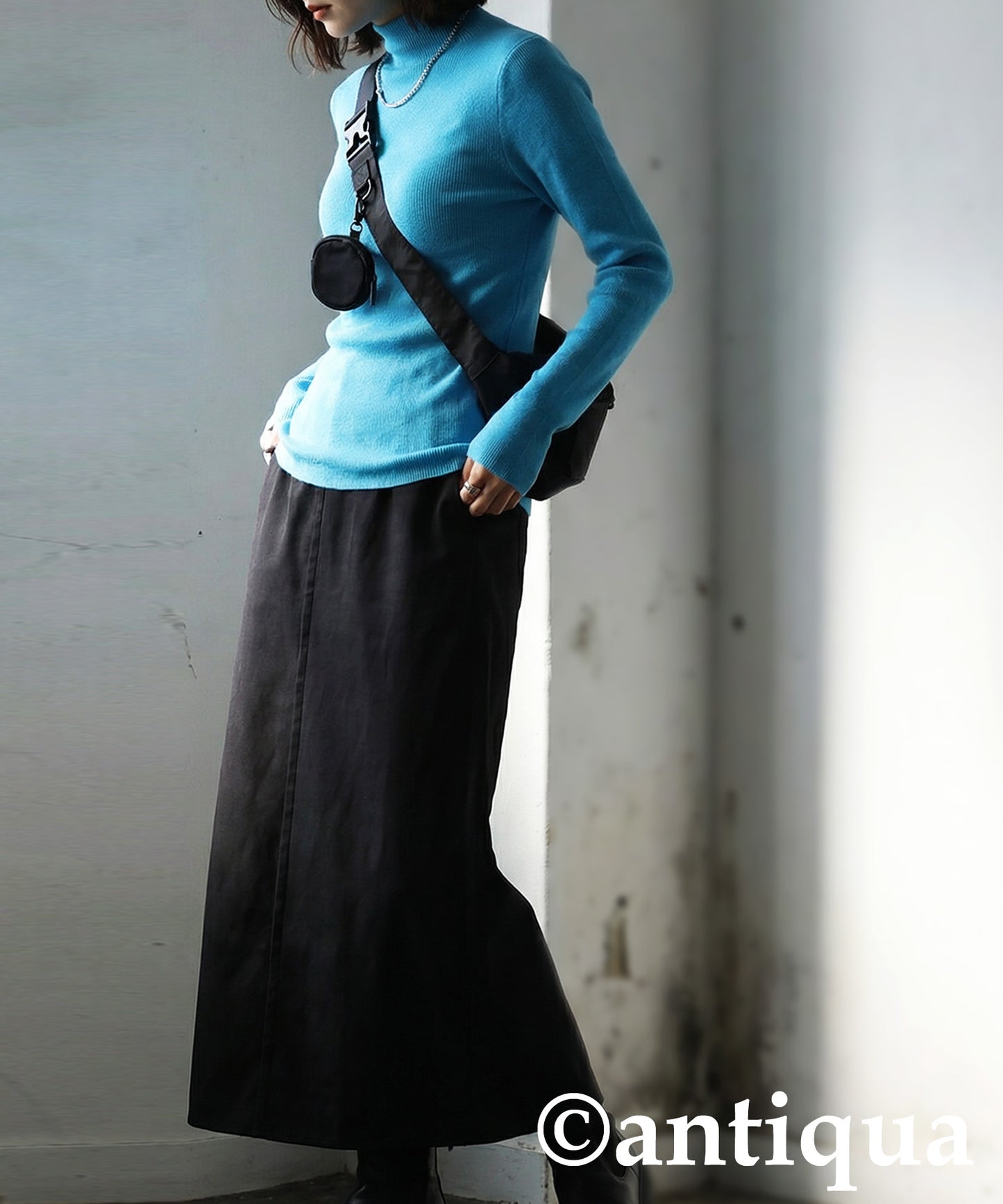 Wool Blend High Neck Knit Ladies