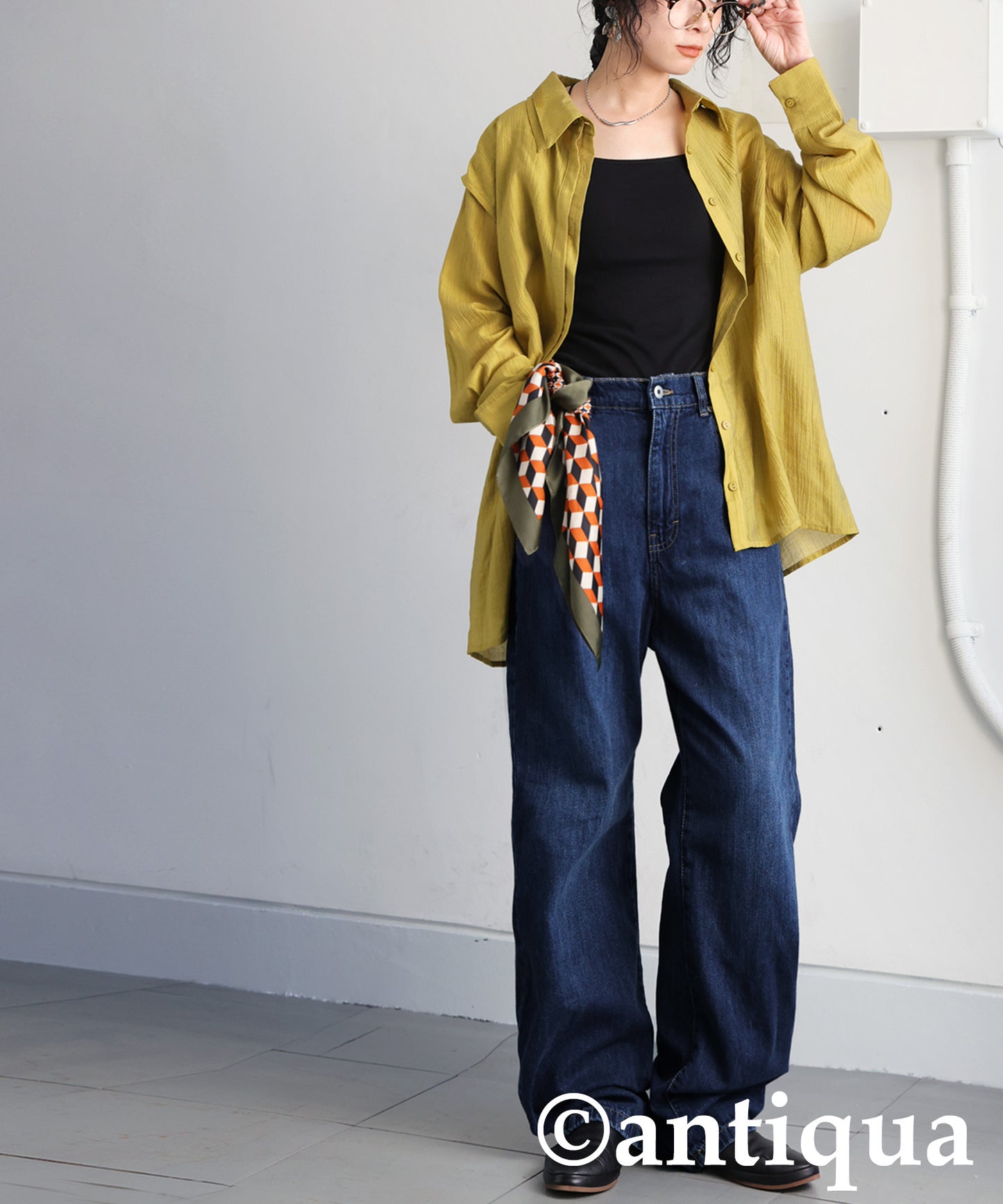 High-Waisted Denim Ladies