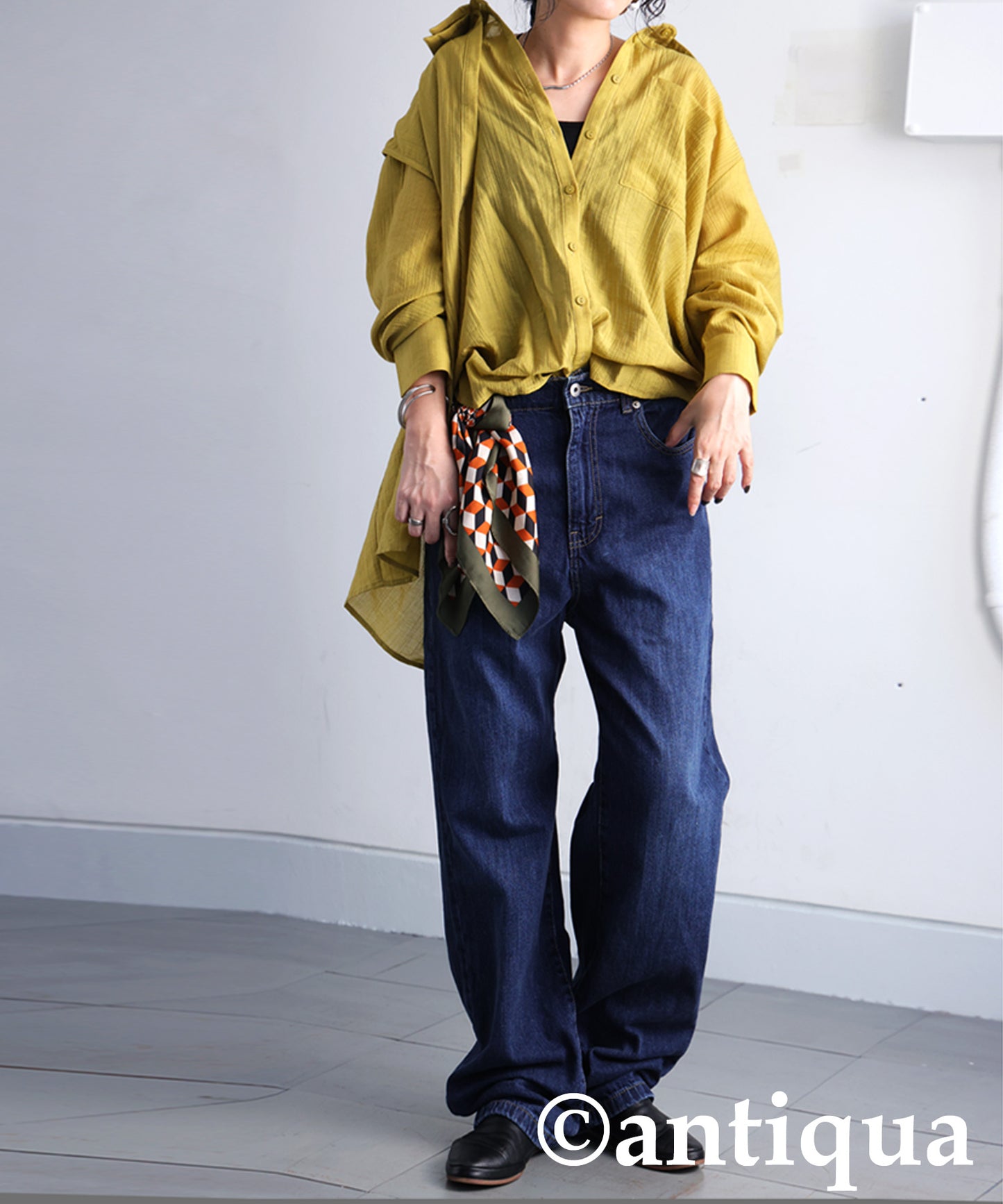 High-Waisted Denim Ladies