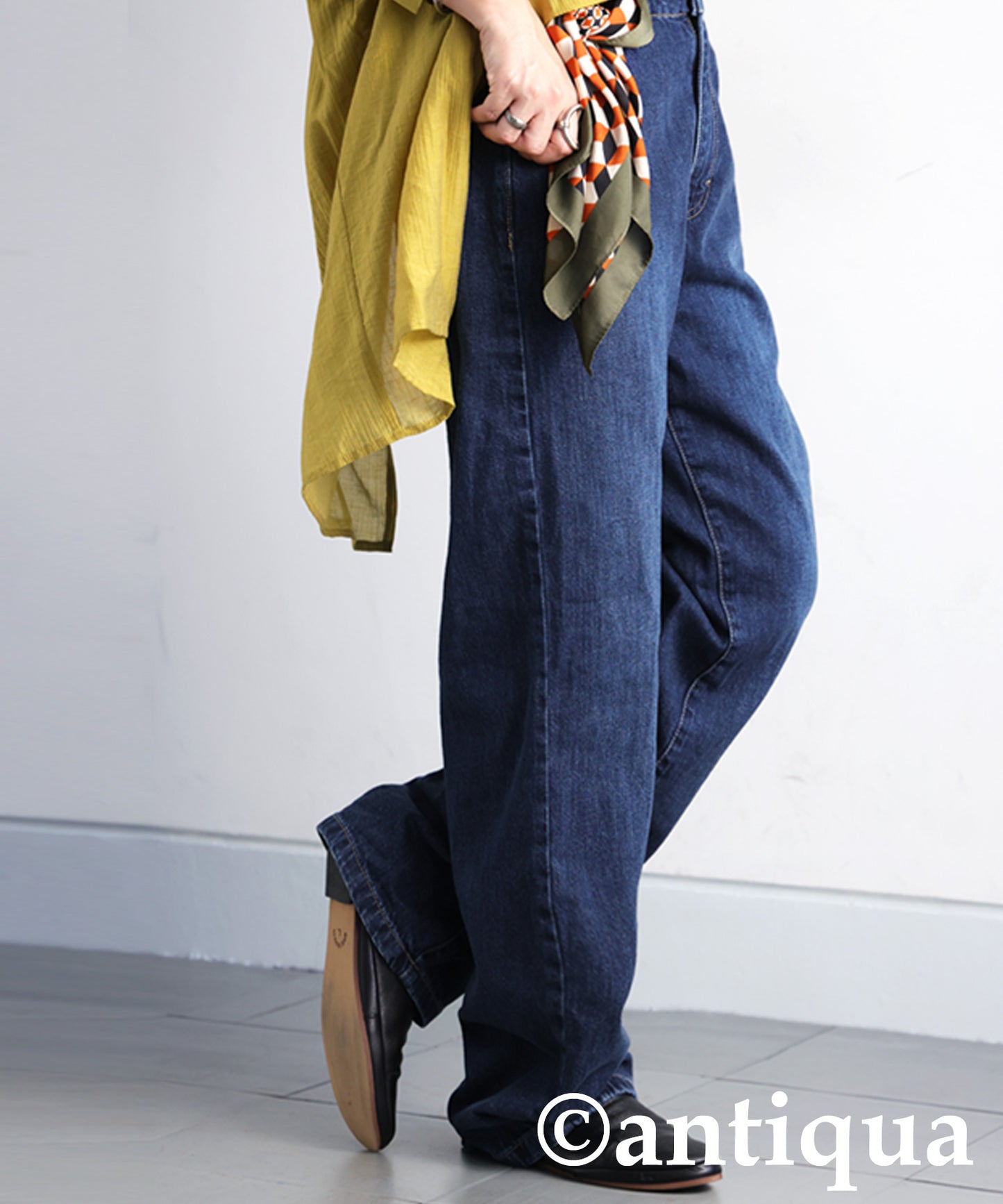 High-Waisted Denim Ladies