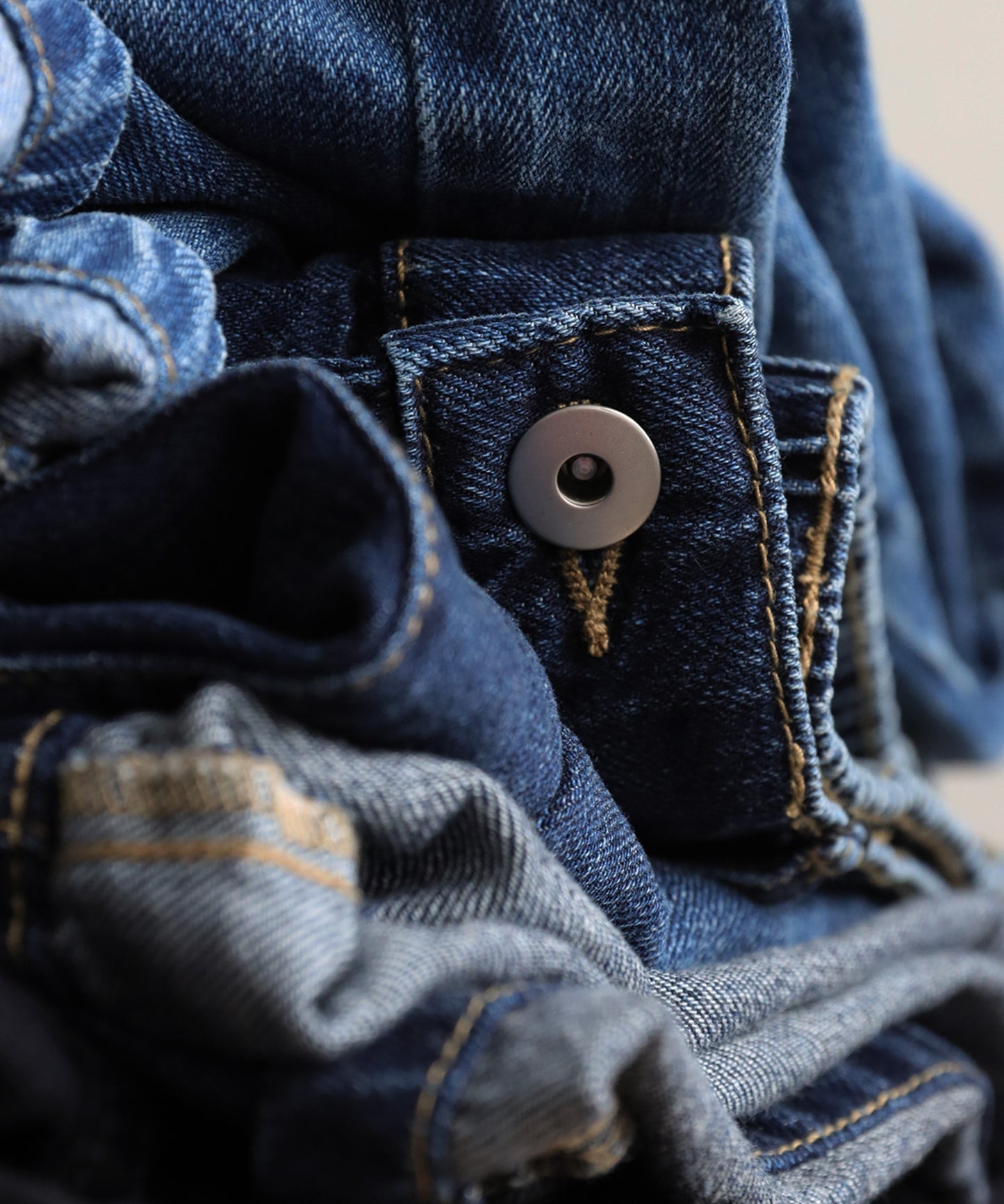 High-Waisted Denim Ladies