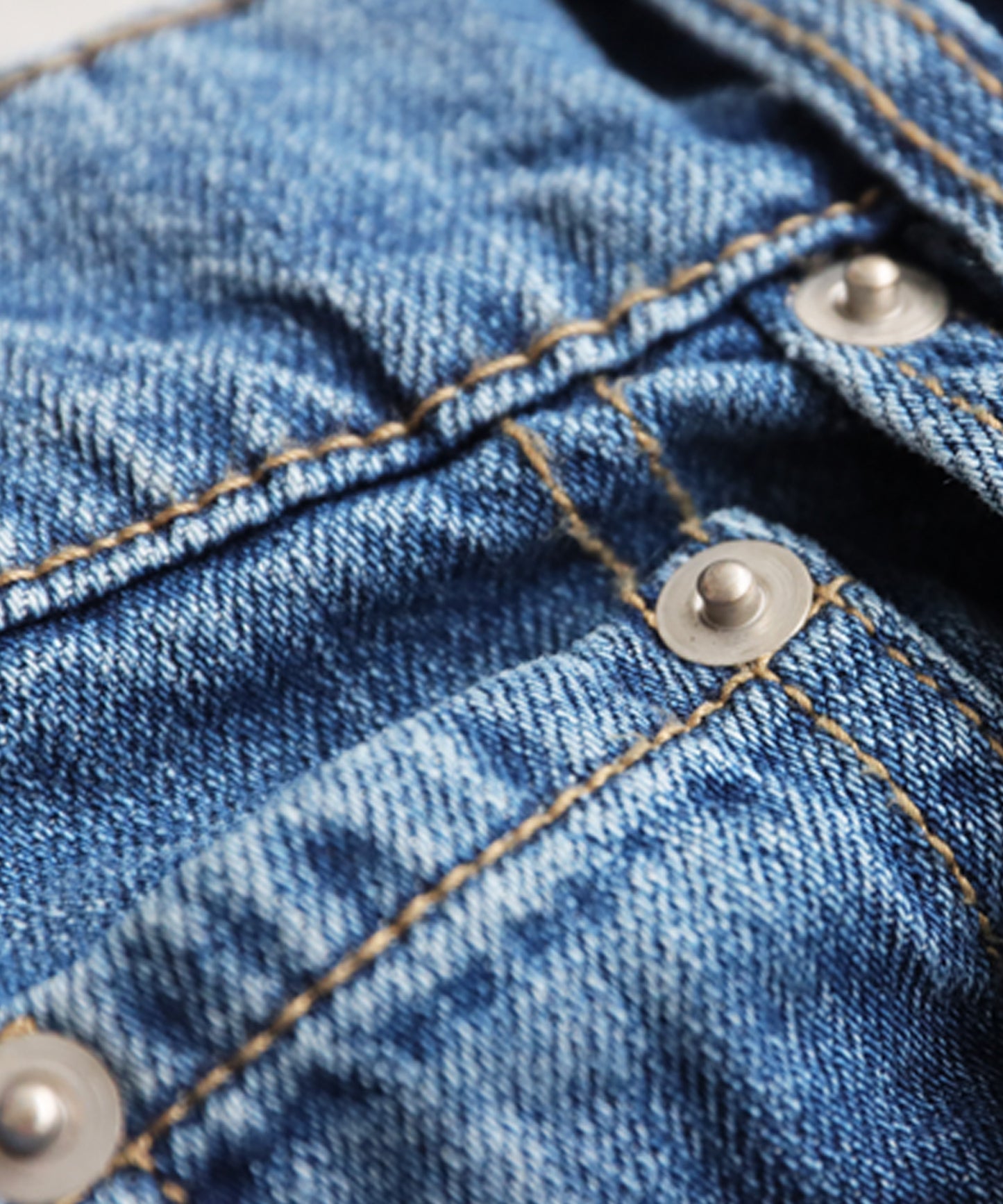 High-Waisted Denim Ladies