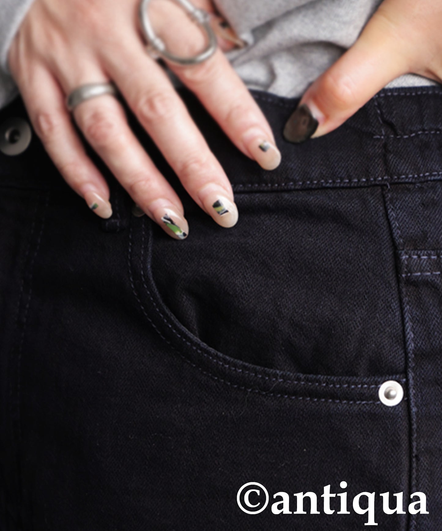 High-Waisted Denim Ladies