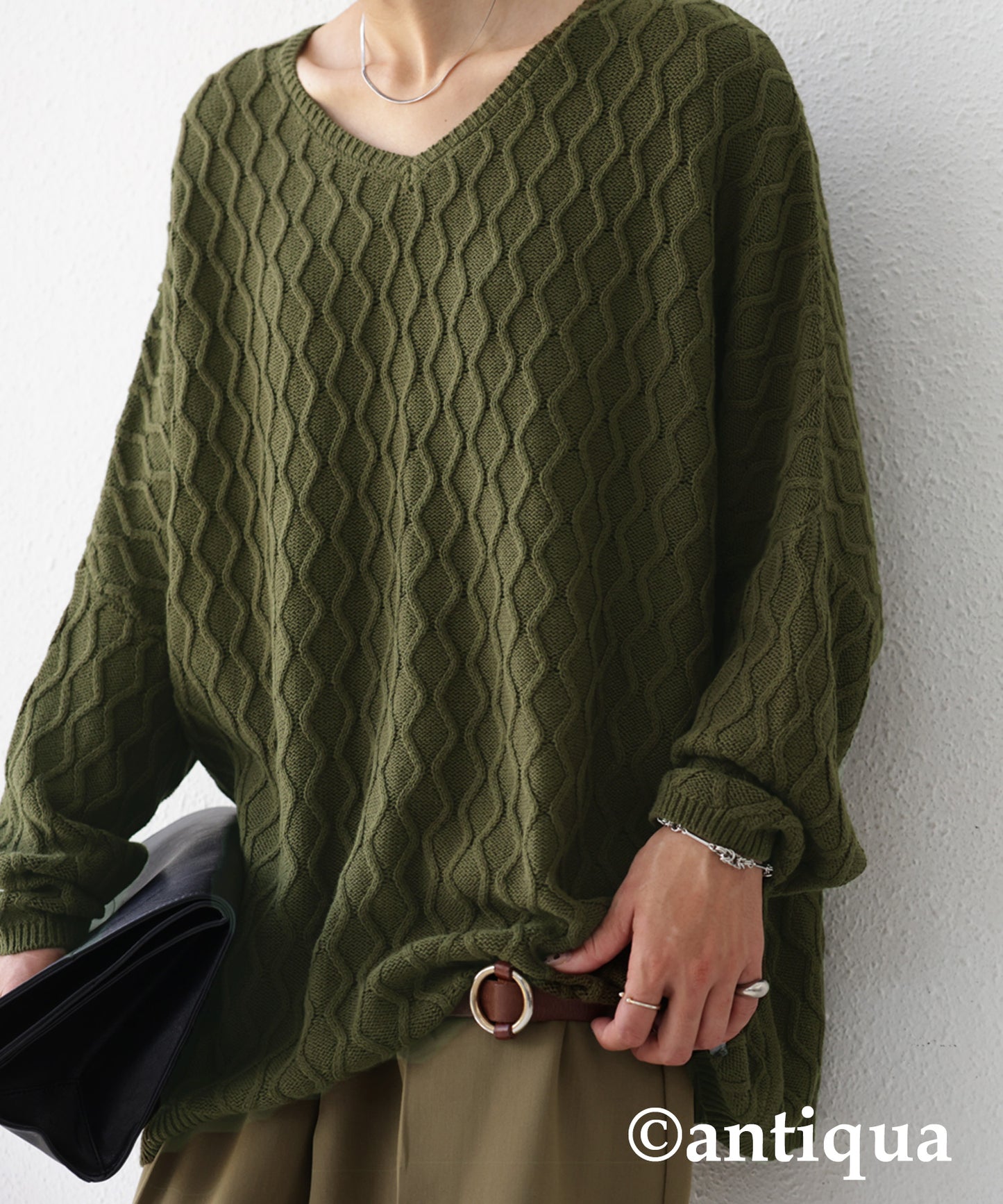 Ladies Aran pattern knitted pullover Dolman sleeve