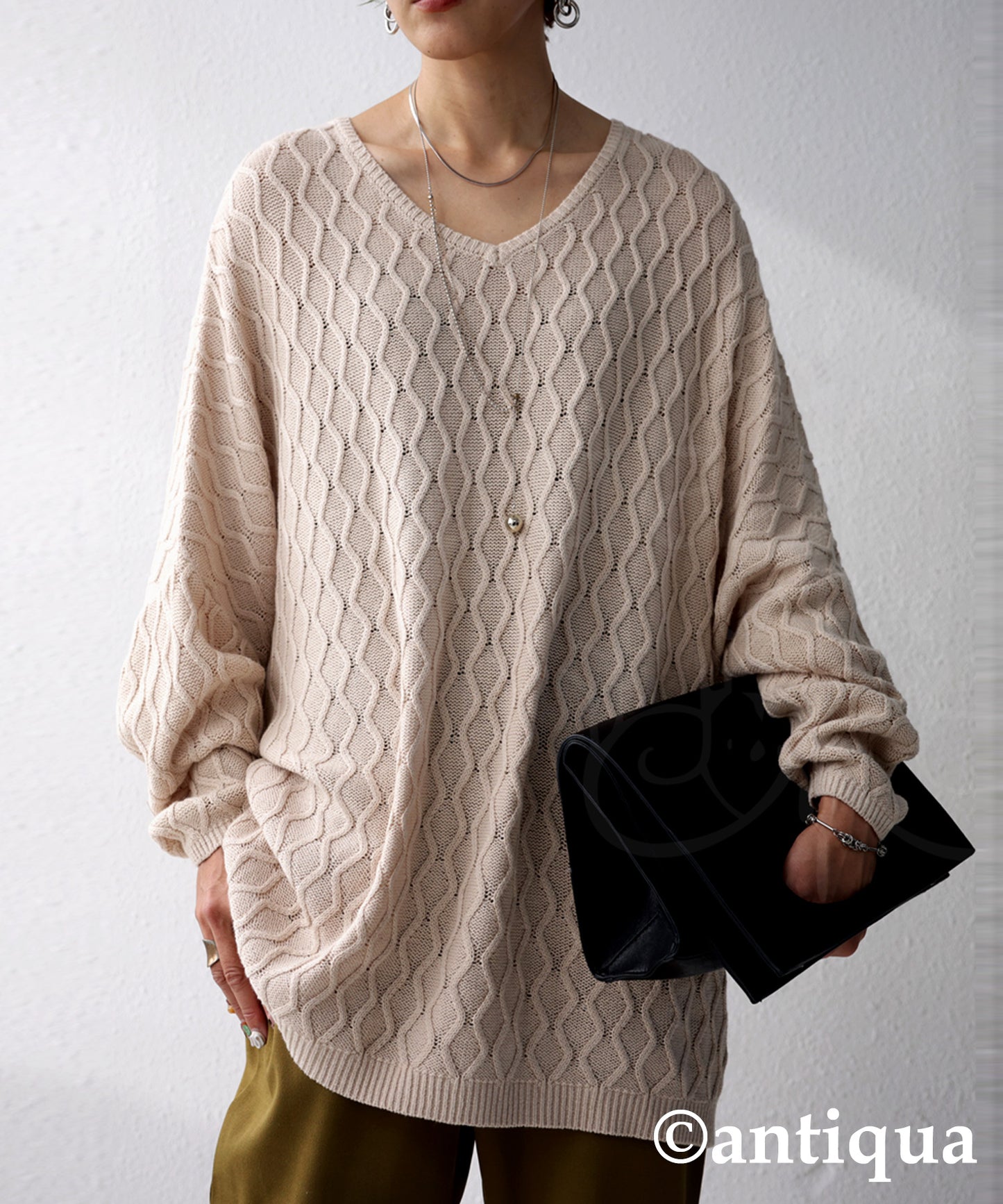 Ladies Aran pattern knitted pullover Dolman sleeve