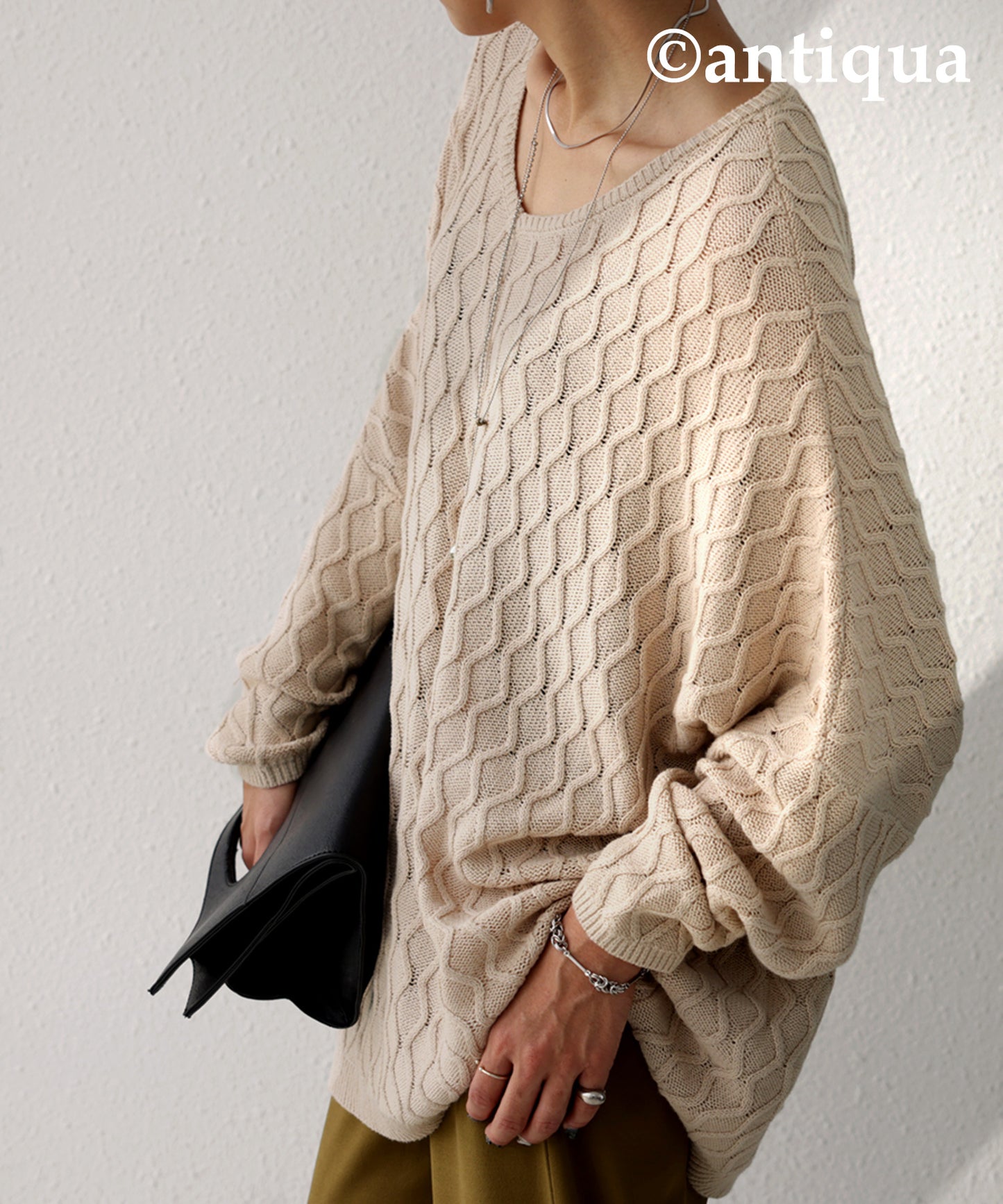 Ladies Aran pattern knitted pullover Dolman sleeve