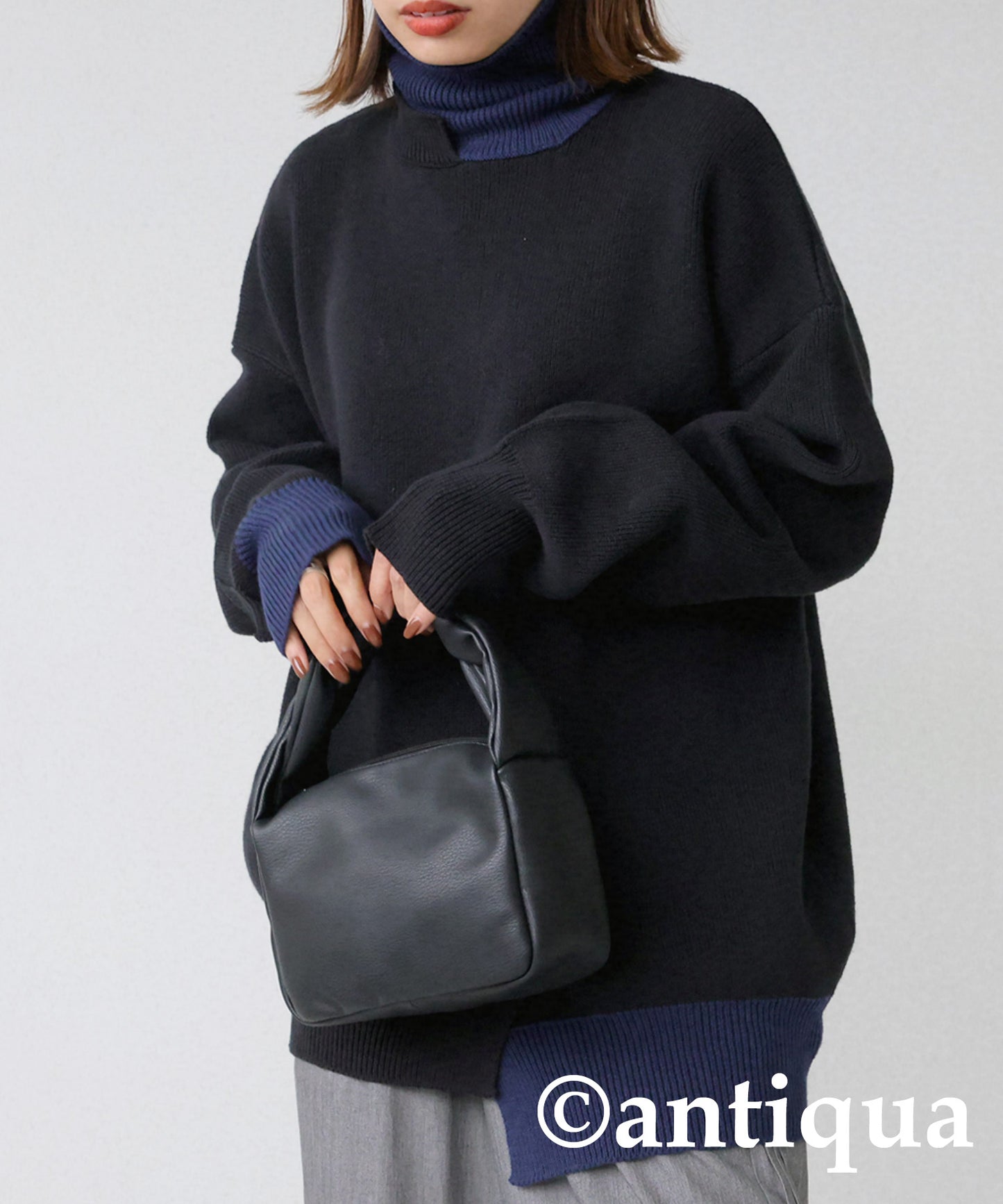 Ladies turtleneck bicolor sweater