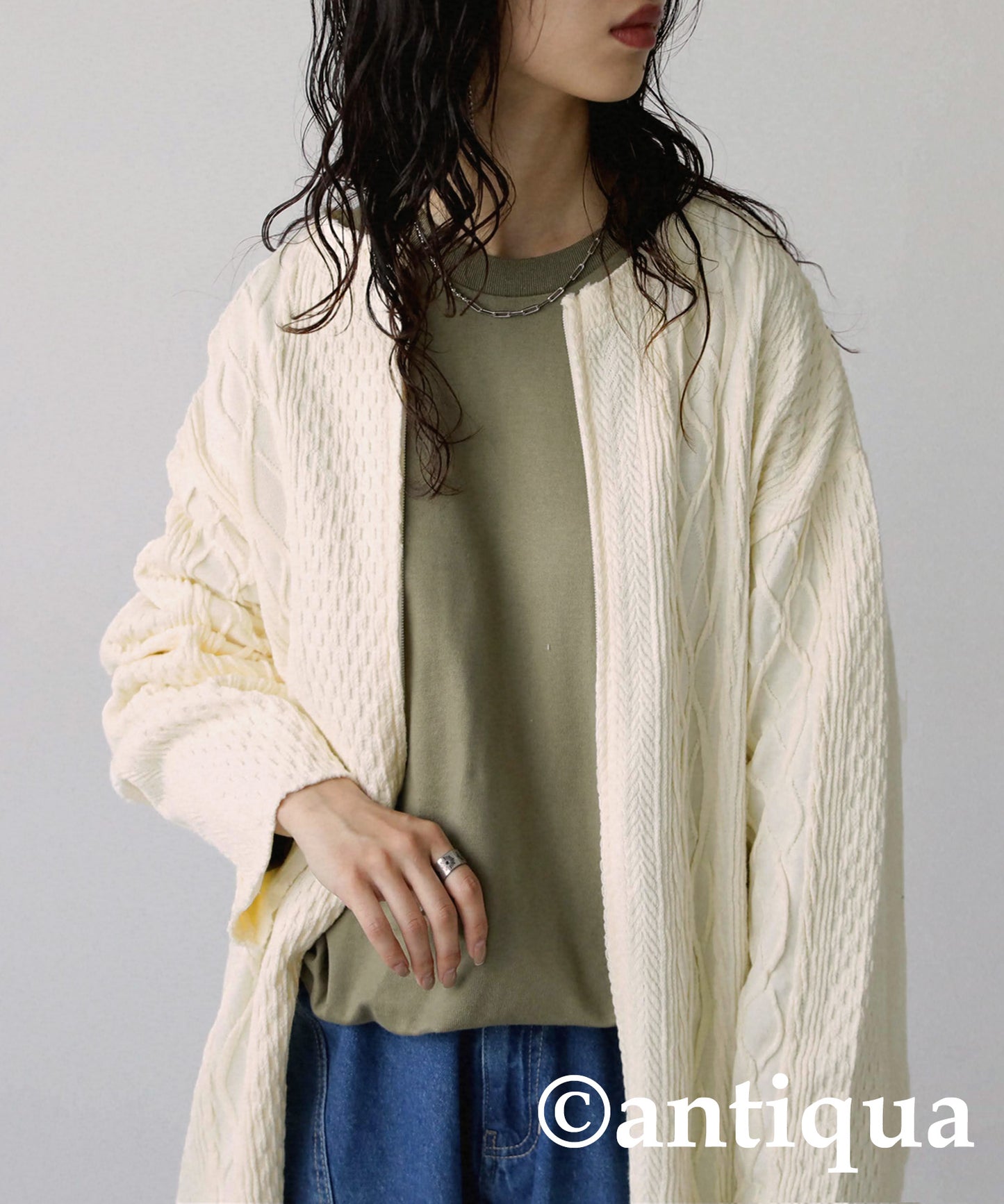 Ladies cable knitting alike Jacquard Cardigan