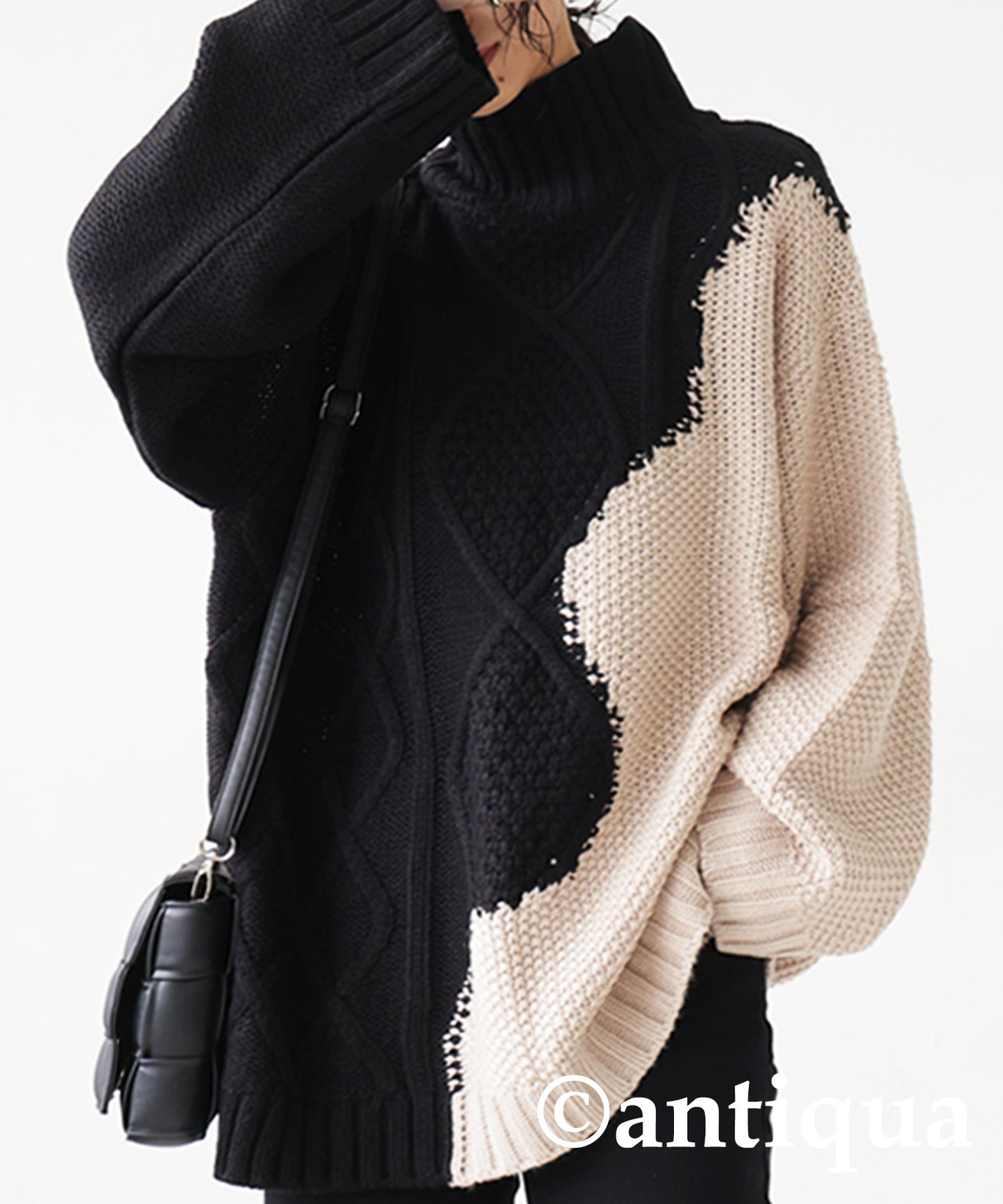 Bicolor waved high neck knit Ladies