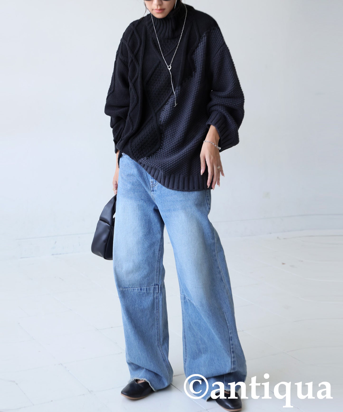 Bicolor waved high neck knit Ladies